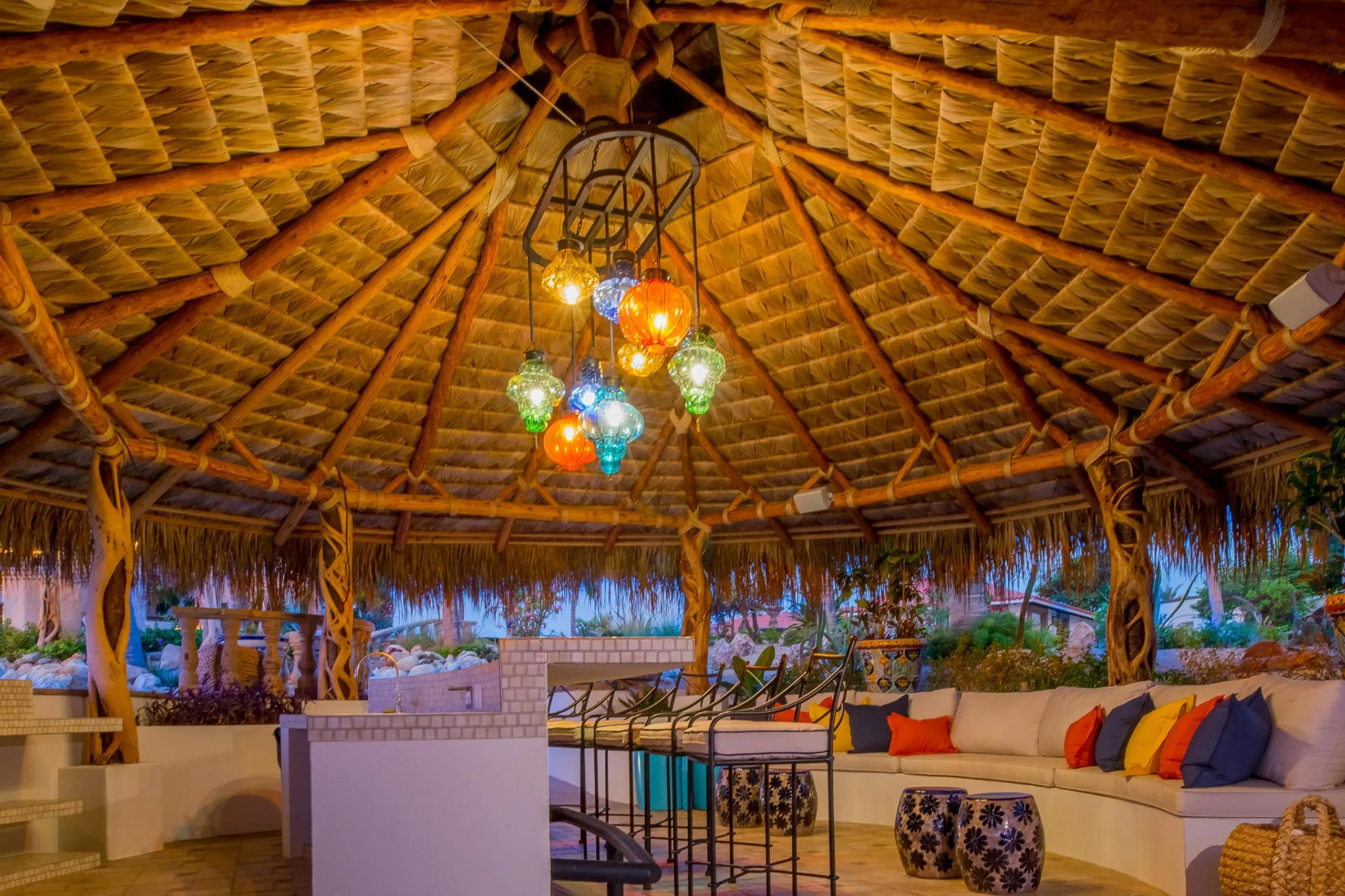 Playa Tortuga Beachfront Oasis Estate with Pool and Amazing Views — photograph 12
