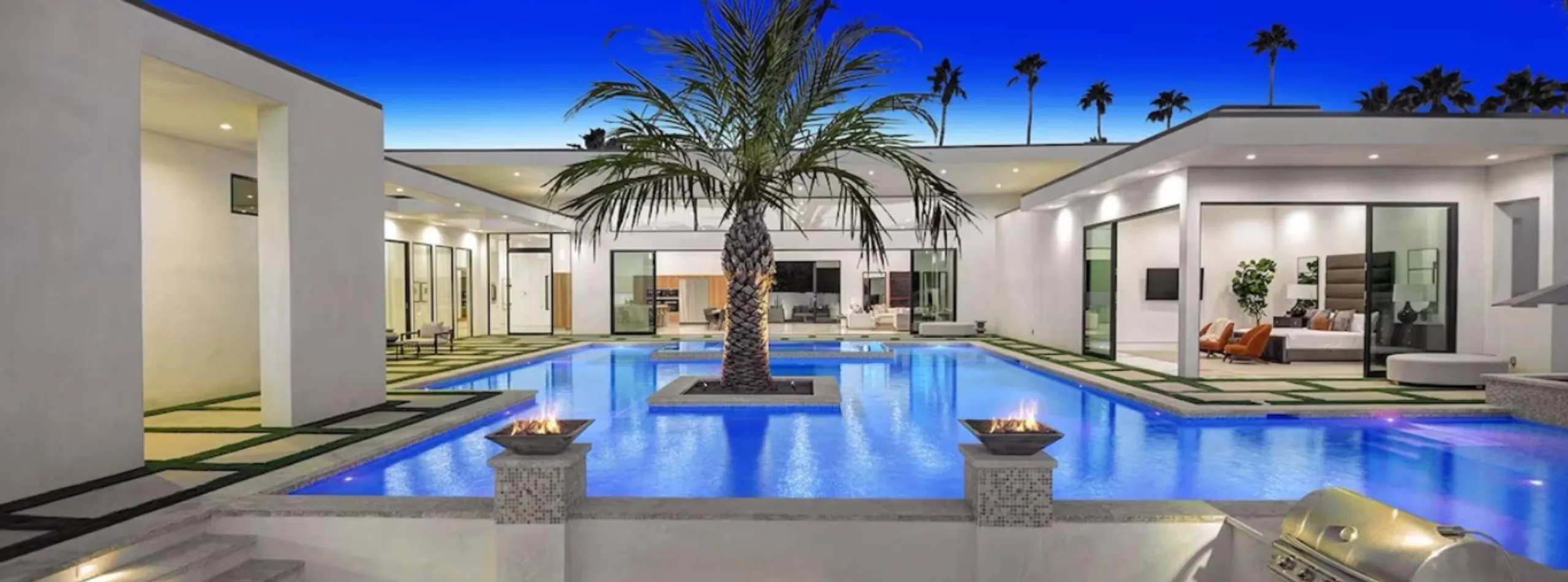 New Modern Chic Estate with Private Pool and Mountain Views, Coachella