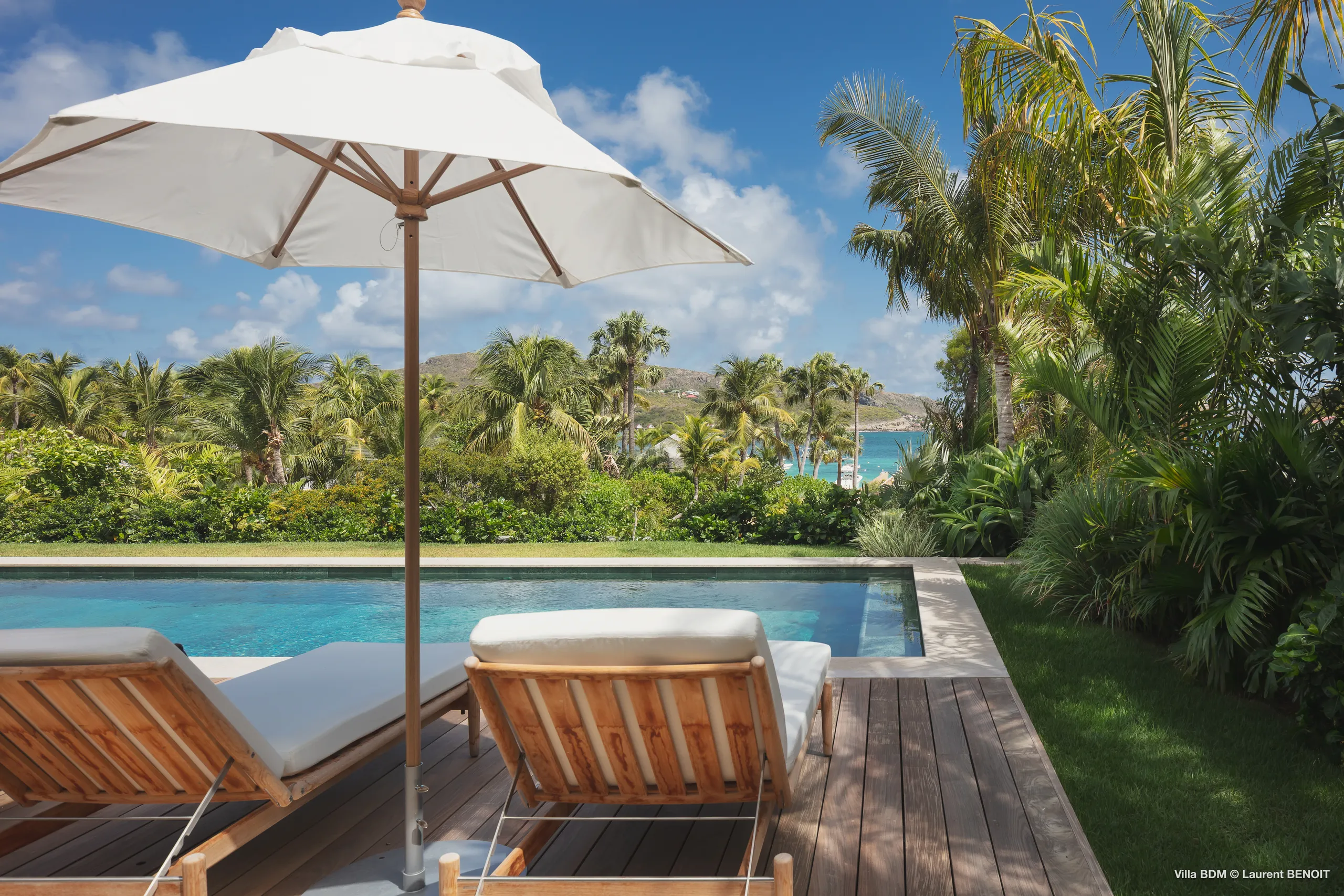 Modern St. Jean Beachfront Villa with Private Pool & Sea Views — photograph 6
