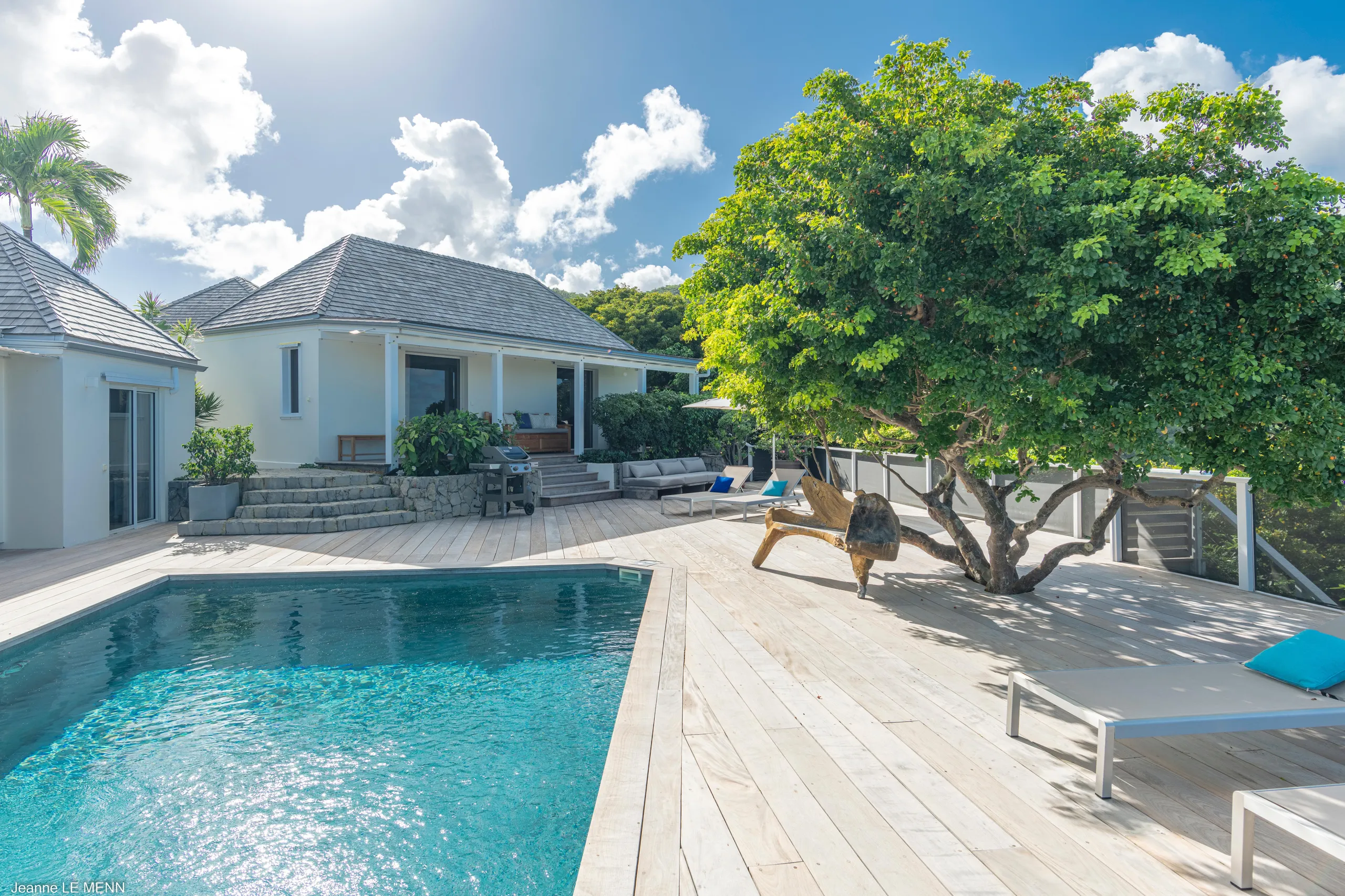 Superb Oceanview Villa with Private Pool and Relaxing Patio Area — photograph 3