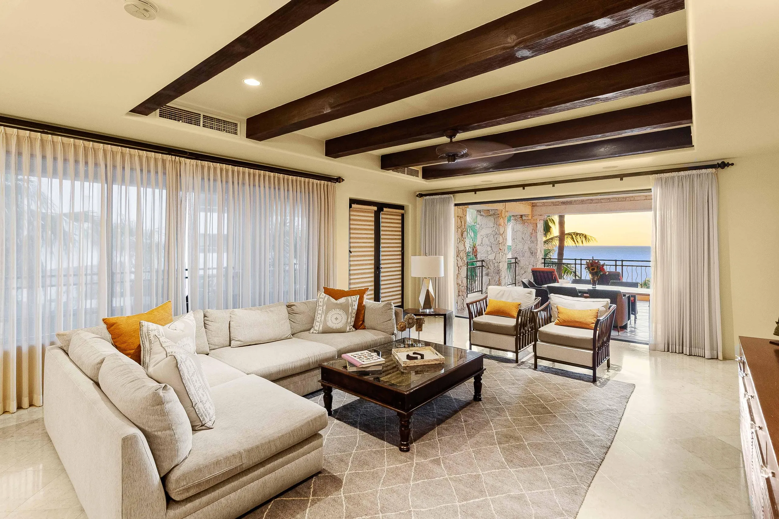 Beautiful Cabo Penthouse With Captivating Ocean Views — photograph 3