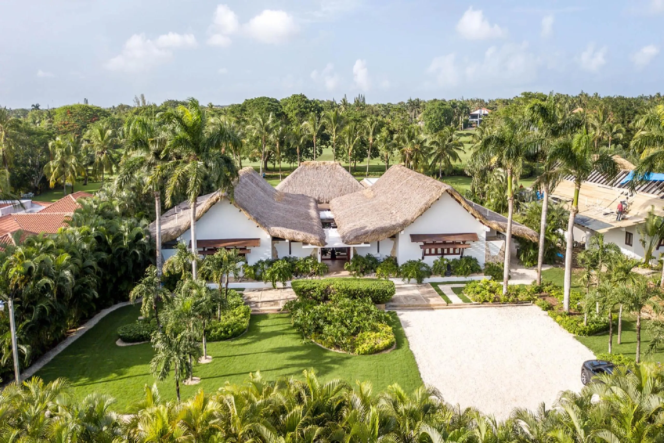 Casa de Campo's Splendid Tranquility Villa with Beach Access — photograph 4