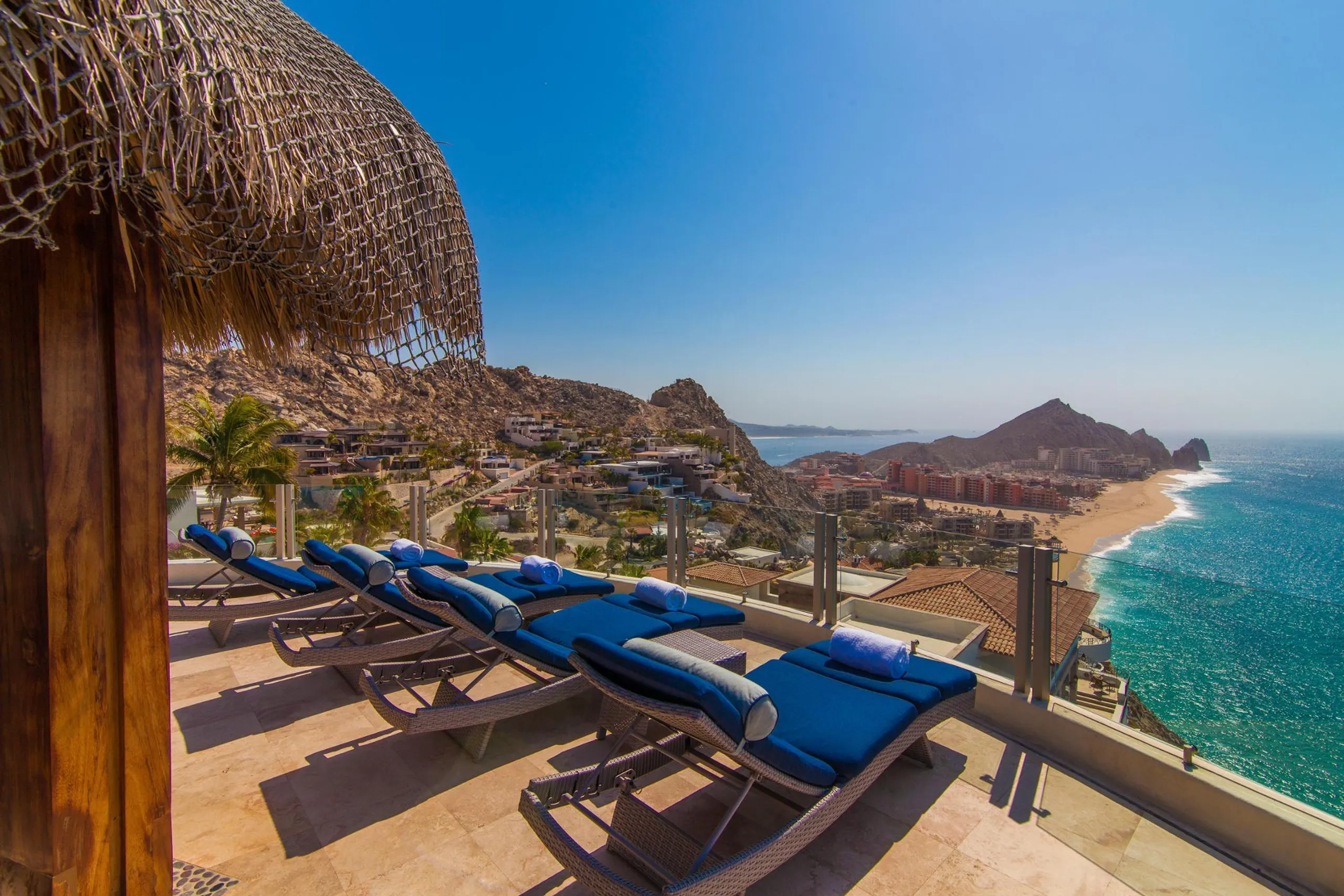 Ultimate in Natural Beauty and First-class Luxury Pedregal Estate with Pool and Spectacular Views — photograph 4
