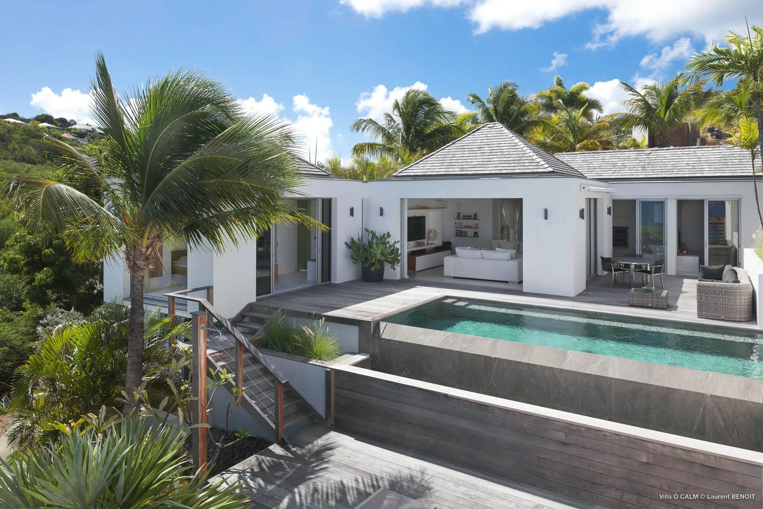 Panoramic Ocean Views: Exquisite Getaway in Private Pogamus — photograph 3