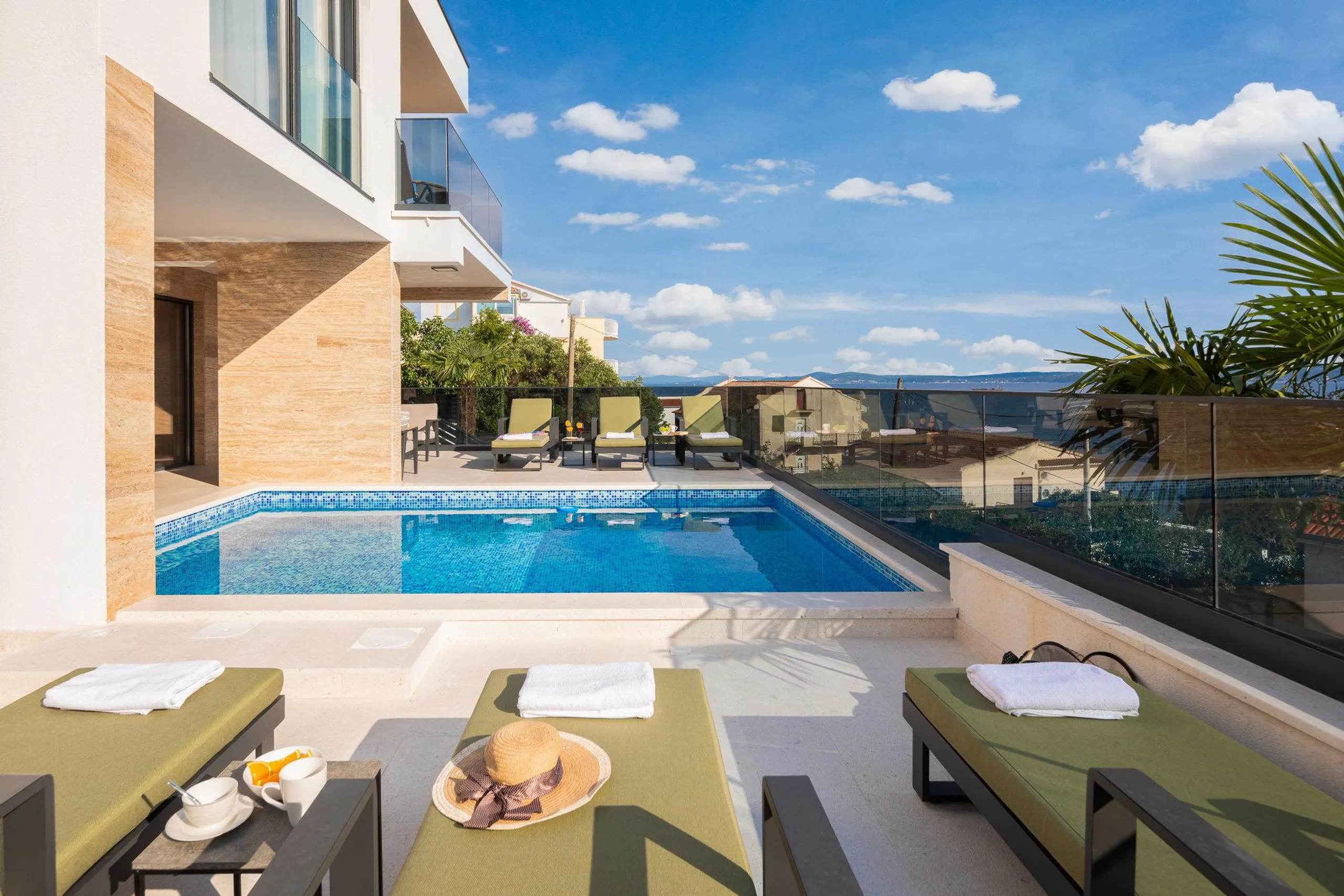 Posh Villa Oasis in Okrug Gornji with Pool Panoramic Views and Family-Friendly Amenities — photograph 8