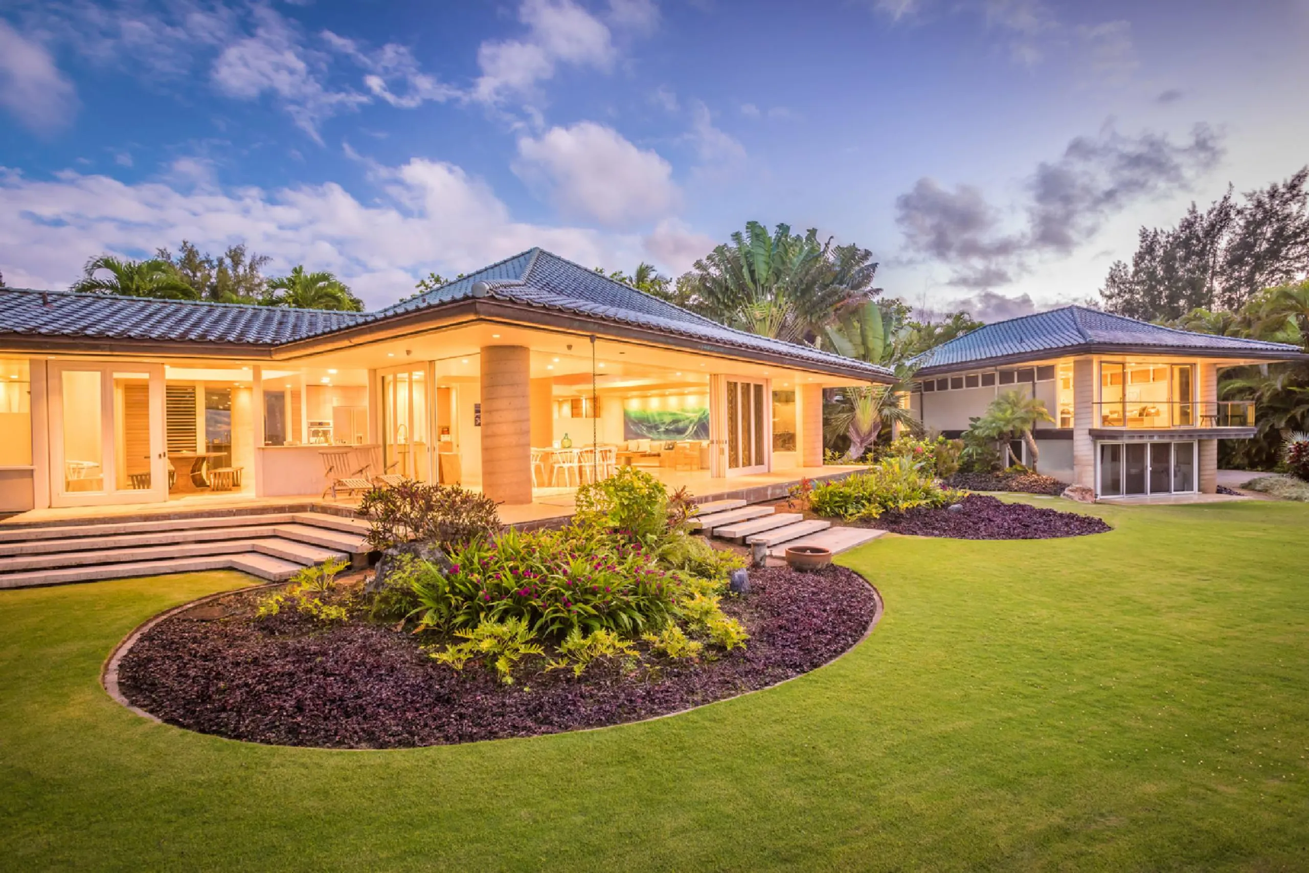 Anini Beach Front Villa with Tropical Ocean Views — photograph 6