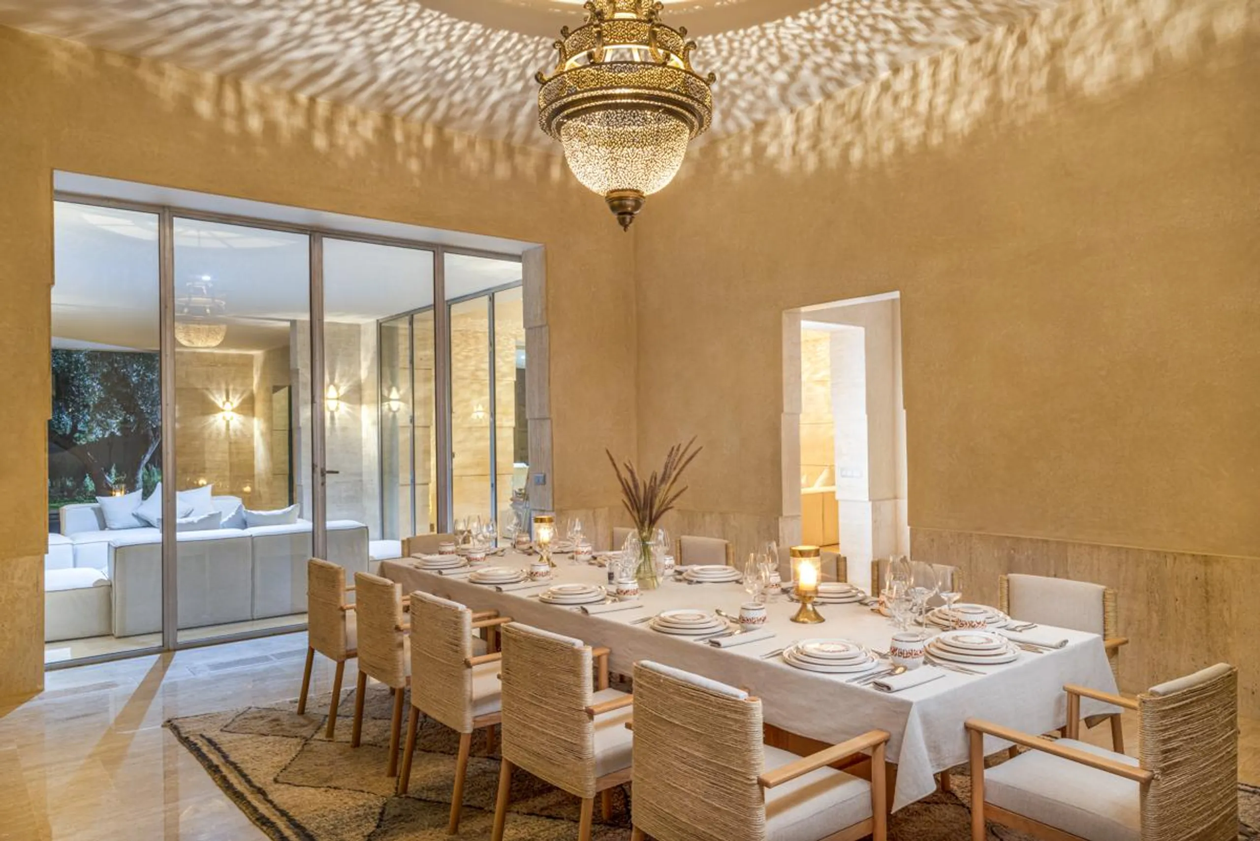 Serene Marrakech Villa with Private Pool and Outdoor Terraces — photograph 9
