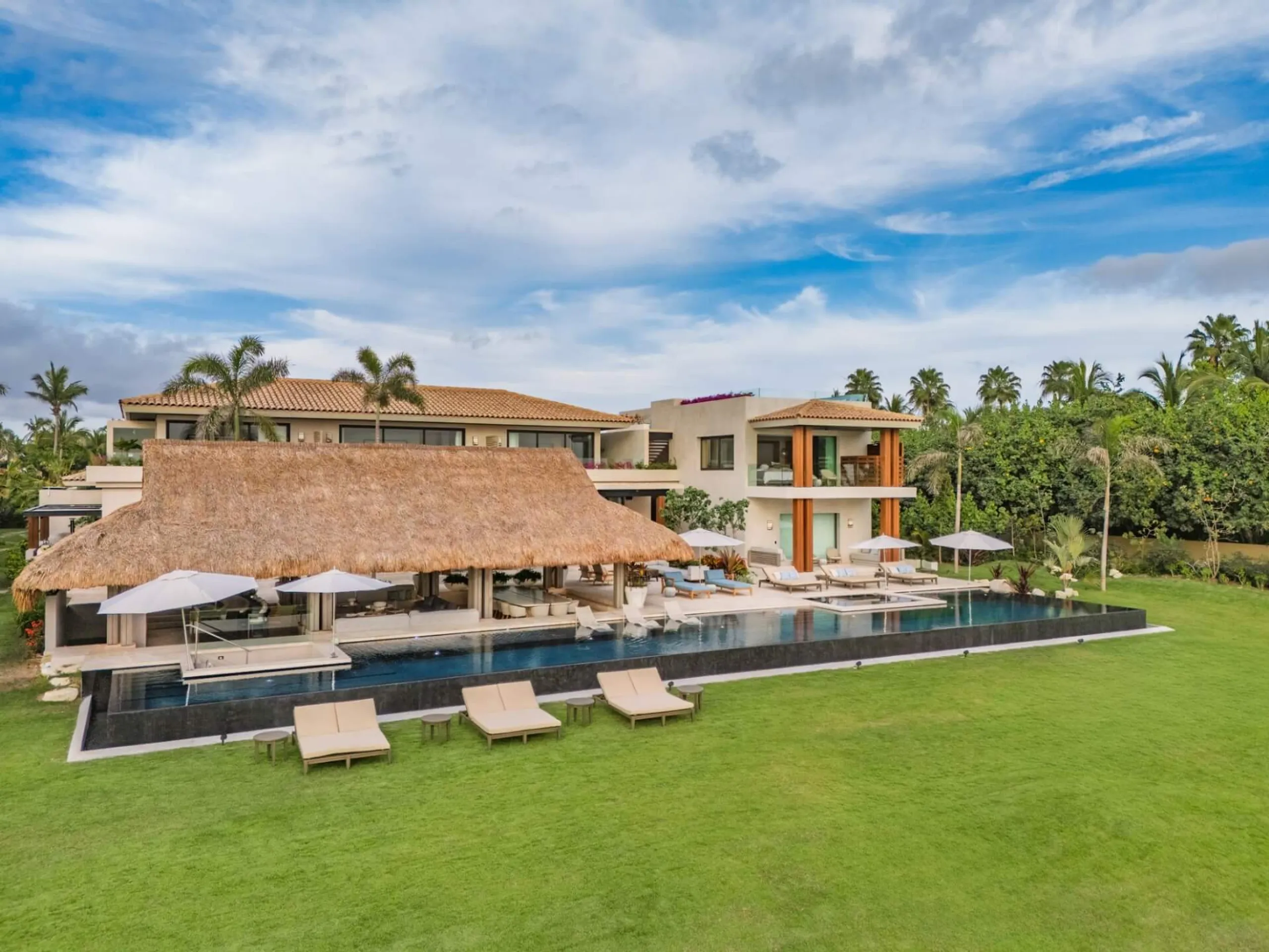 Oceanfront Luxury Estate with Infinity Pool, Theater, Bowling Alley & Spa, Punta Mita