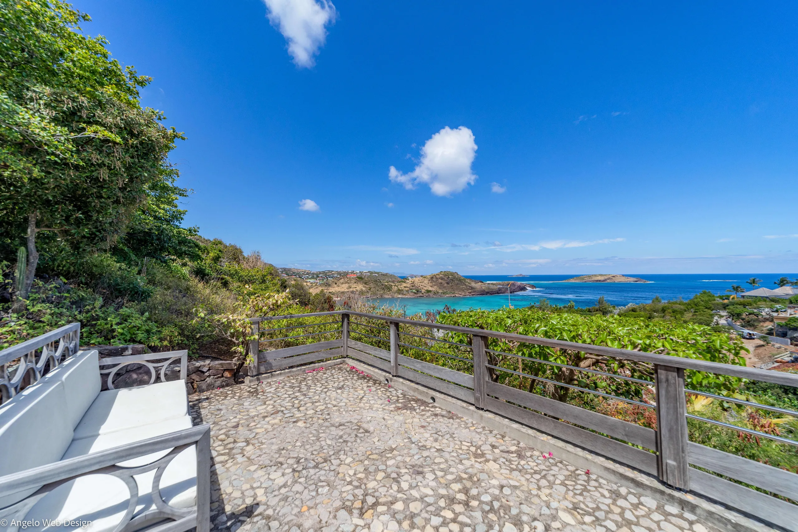 Charming Classic Luxe Villa with Private Pool and Stunning Ocean Views — photograph 7