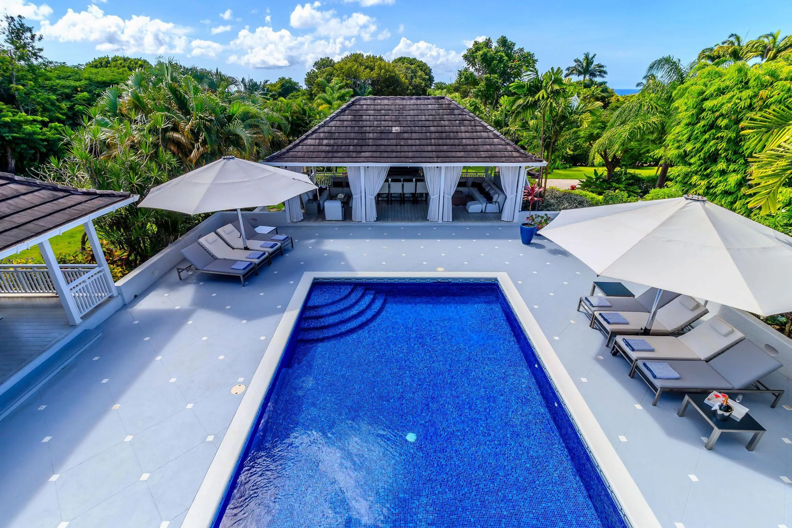 Sandy Lane Classic Villa with Estate Beach Club Access and Private Pool — photograph 8