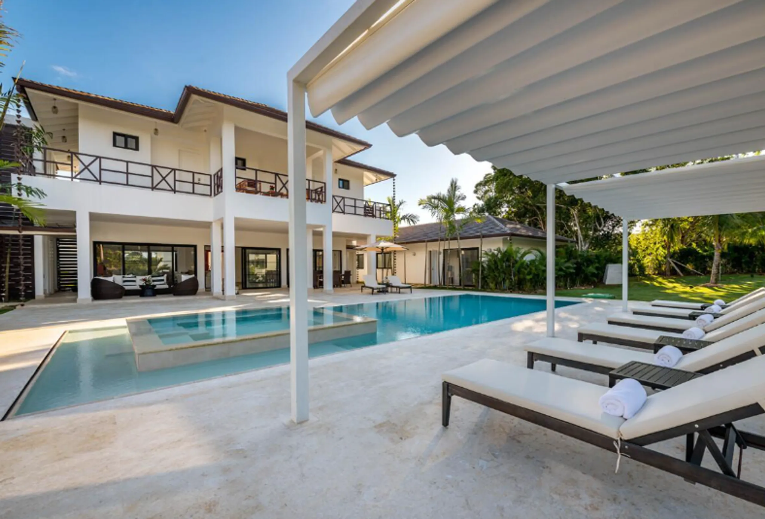 Casa de Campo's Prestige Accommodation Villa Located in a Exclusive Barranca Este Neighborhood — photograph 5