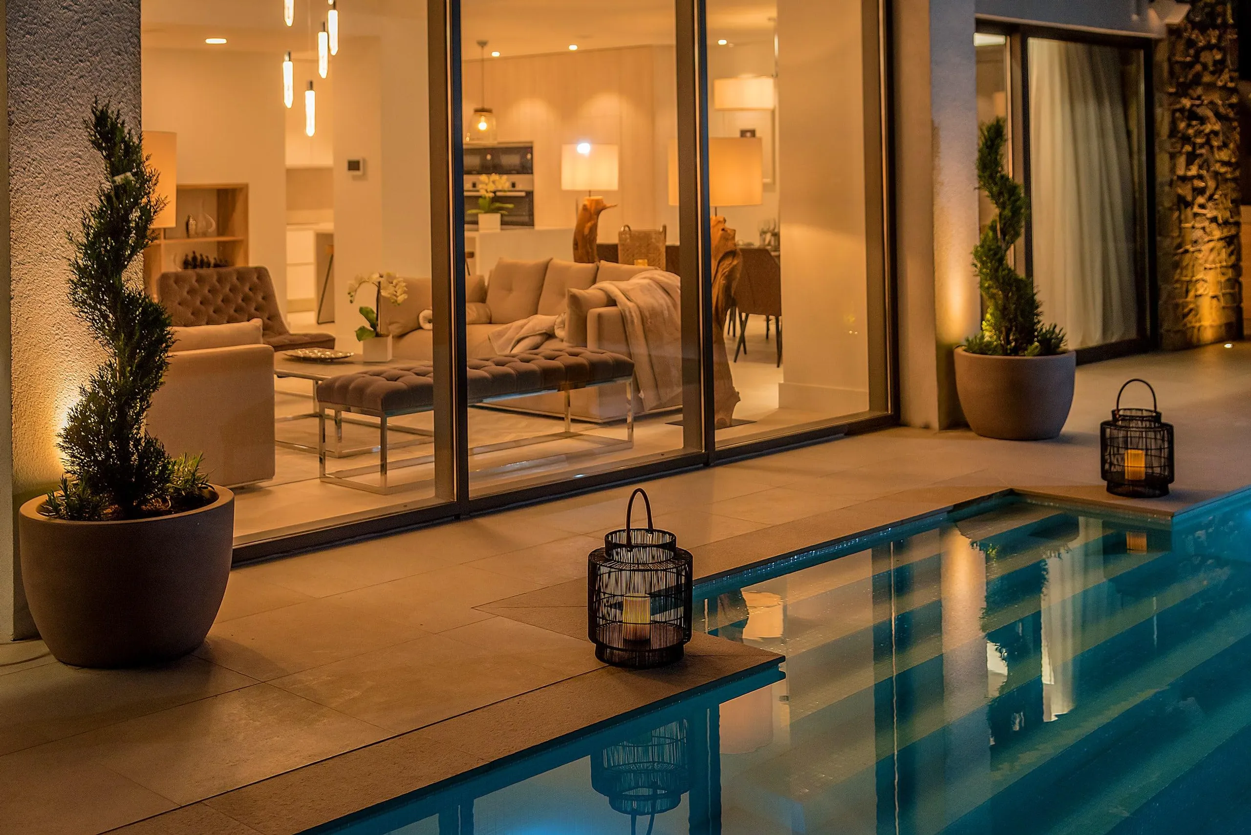 Grand Intense Villa with High End Beachfront — photograph 5