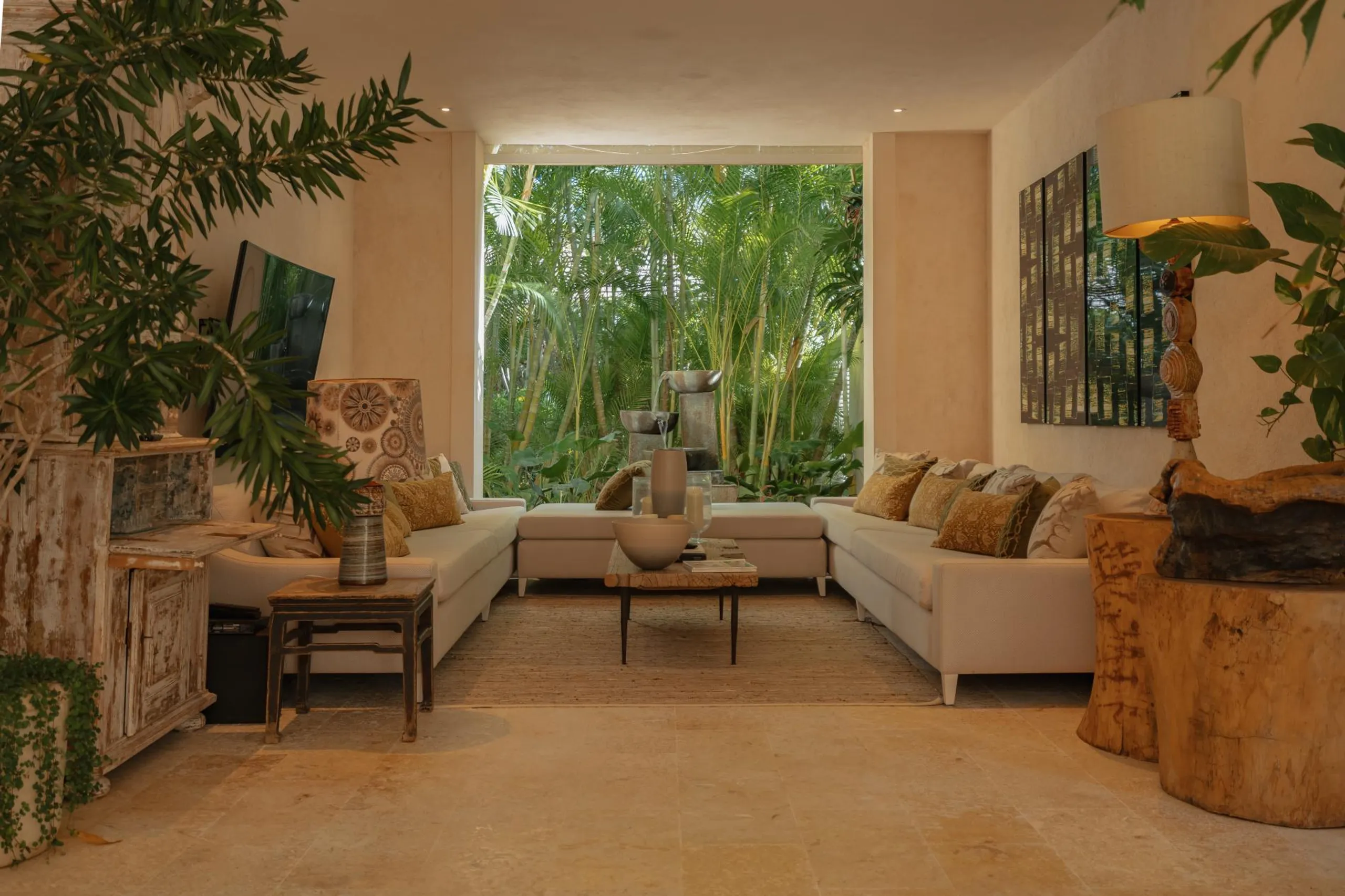 Unique Higuey Villa with Grandiose Pool — photograph 7