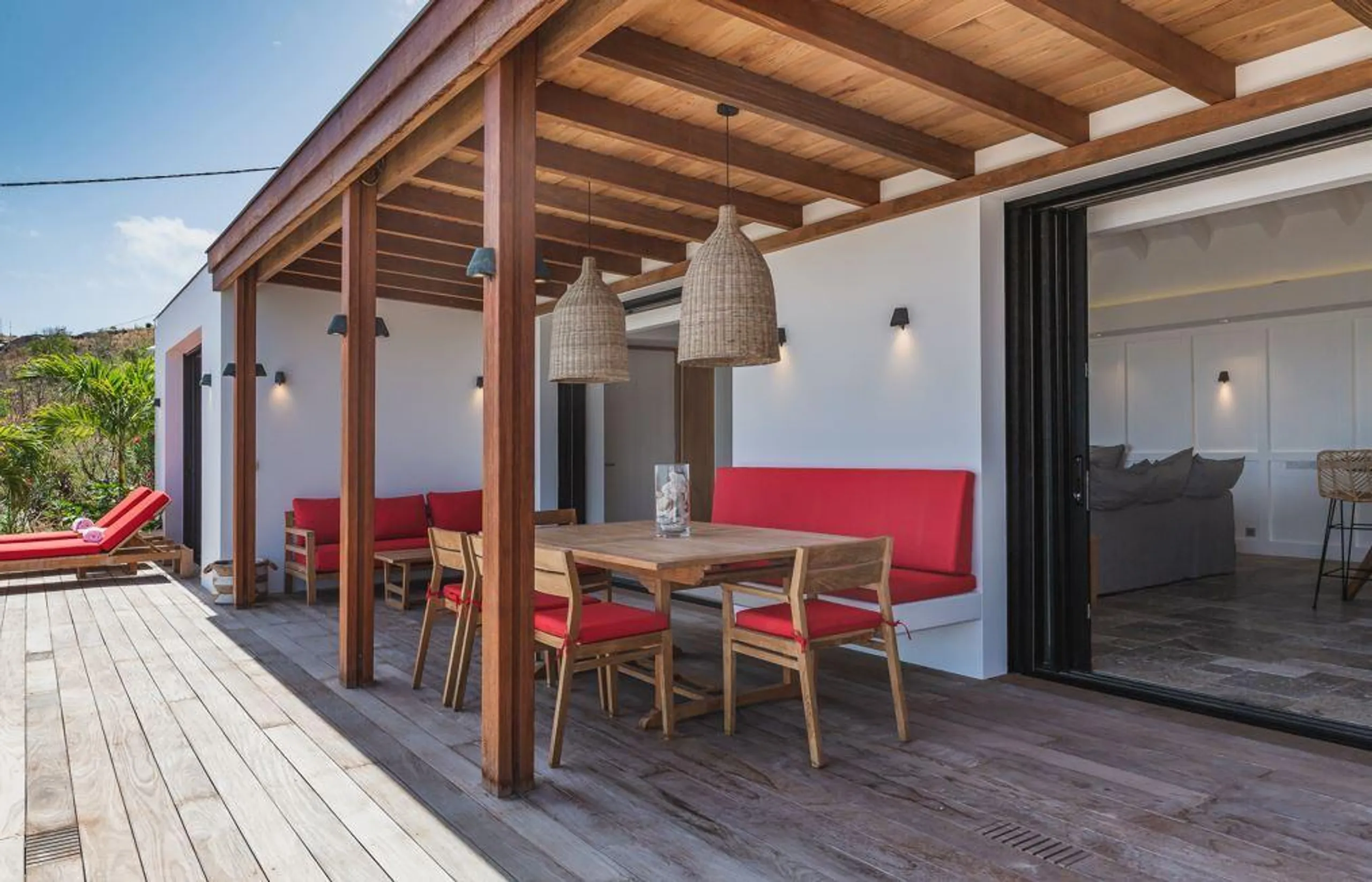 Sleek and Minimalist Inspired Villa with Heated Pool in Grand-Cul-de-Sac's Idyllic Paradise — photograph 12