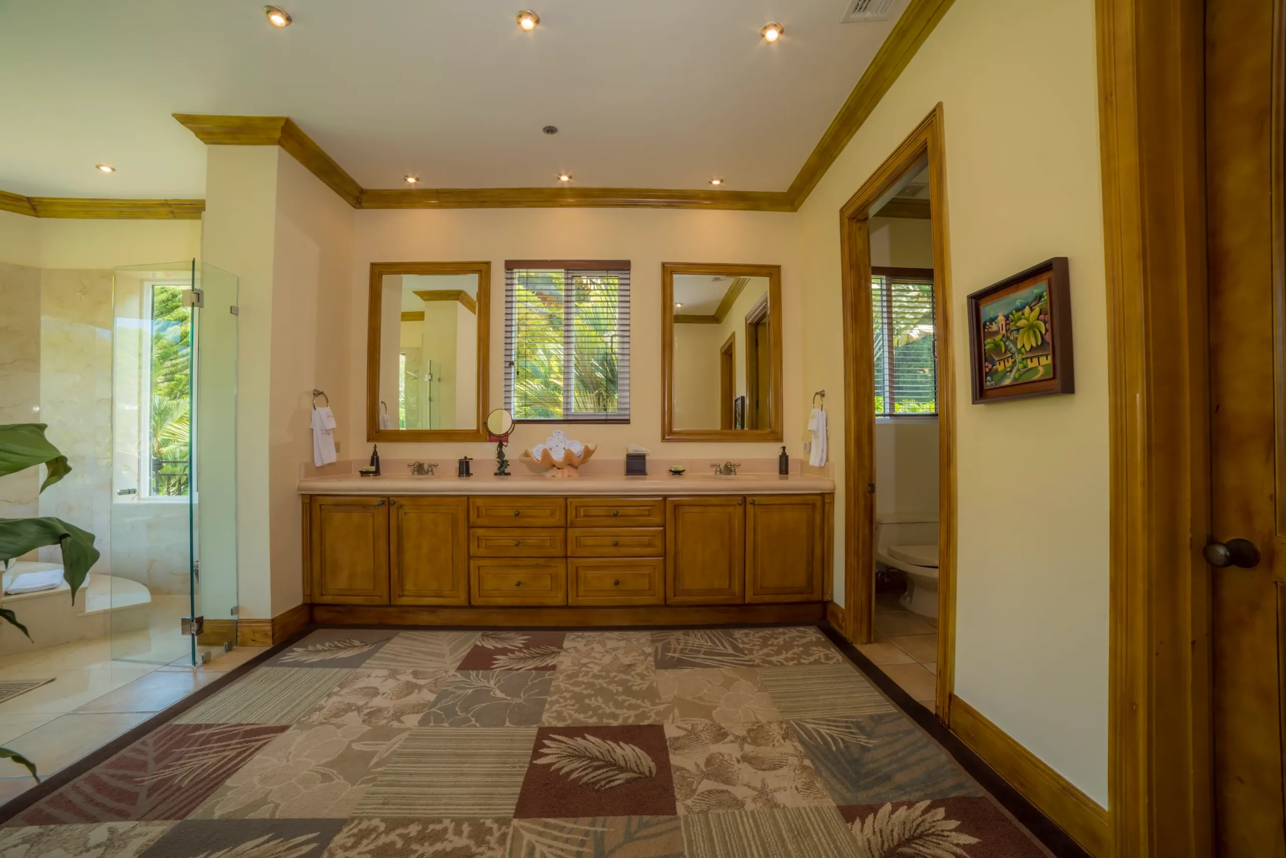 Spacious 5-Bedroom Los Sueños Villa with Infinity Pool, Golf & Marina Nearby — photograph 11