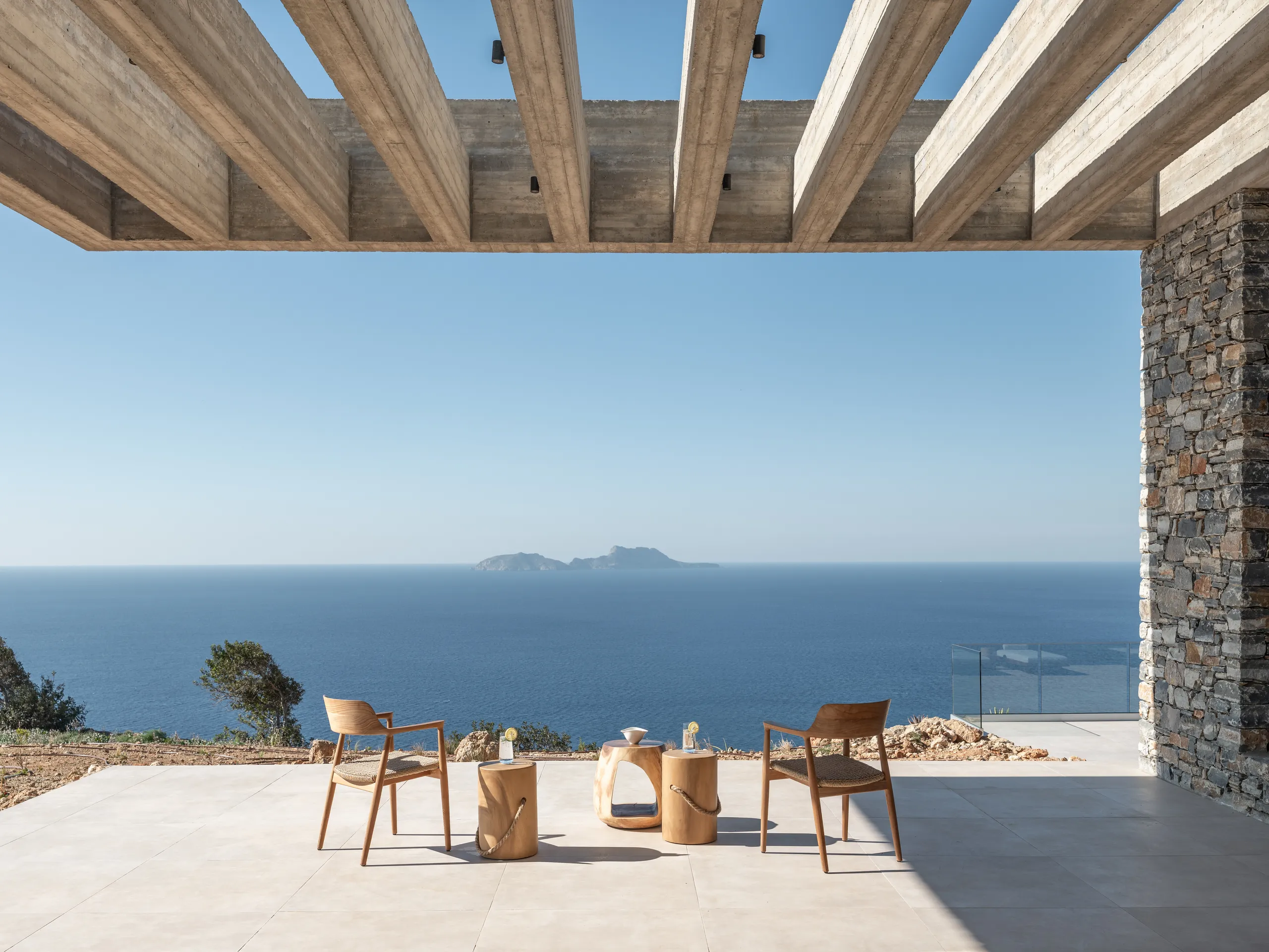 Superior Cretan Accommodation with Private Pool, Sauna and Stunning Views — photograph 5