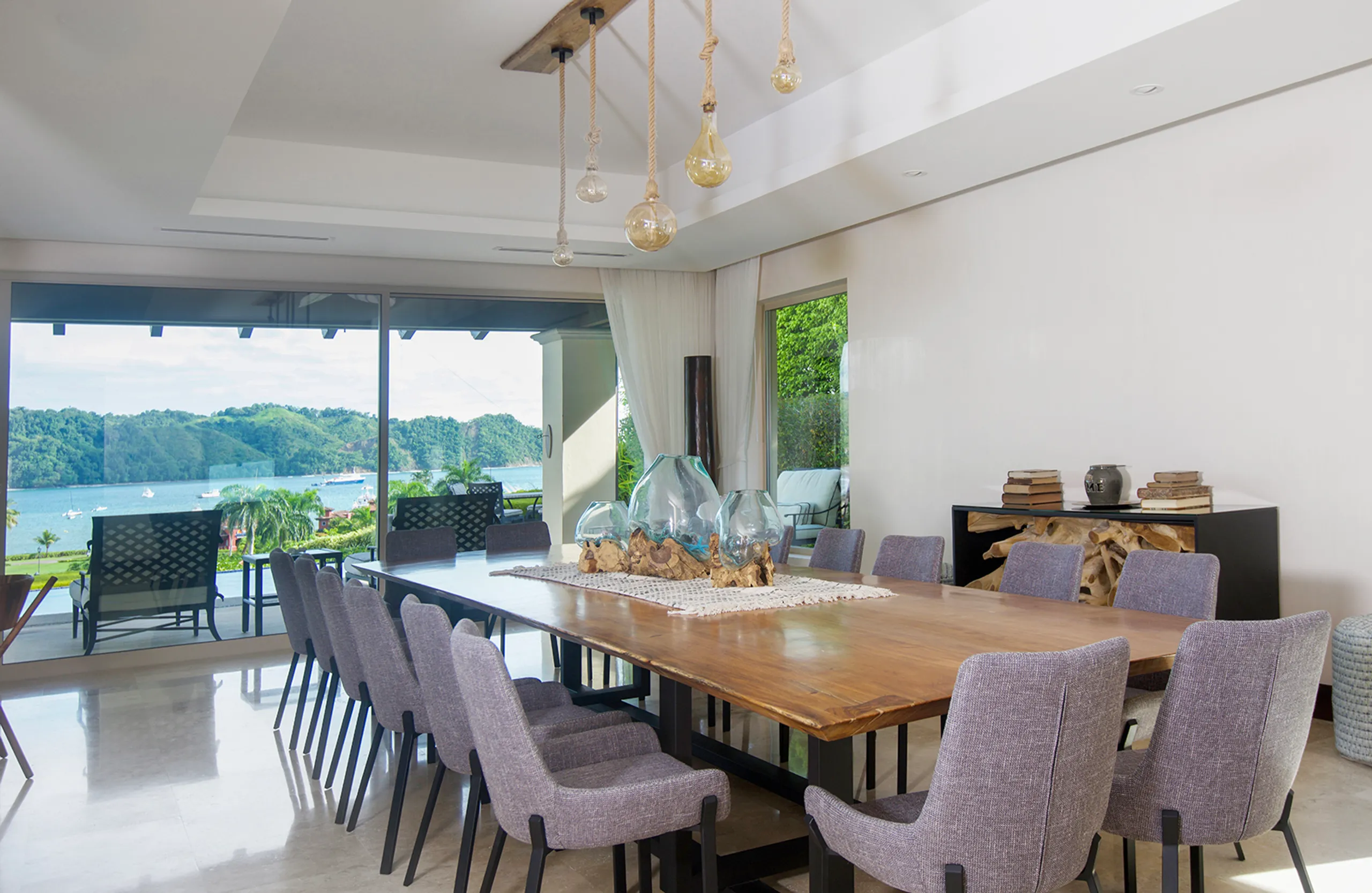 Elegant Costa Rica Villa with Private Pool, Overlooking Los Sueños Marina and Herradura Bay — photograph 6