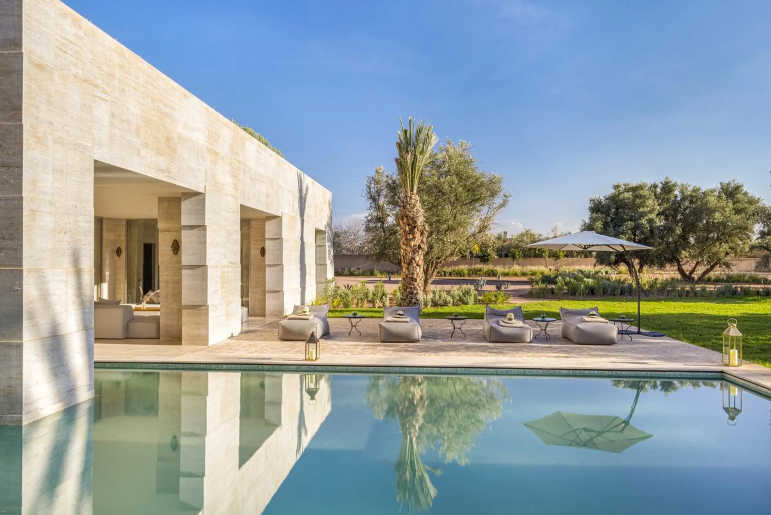 Serene Marrakech Villa with Private Pool and Outdoor Terraces — photograph 2
