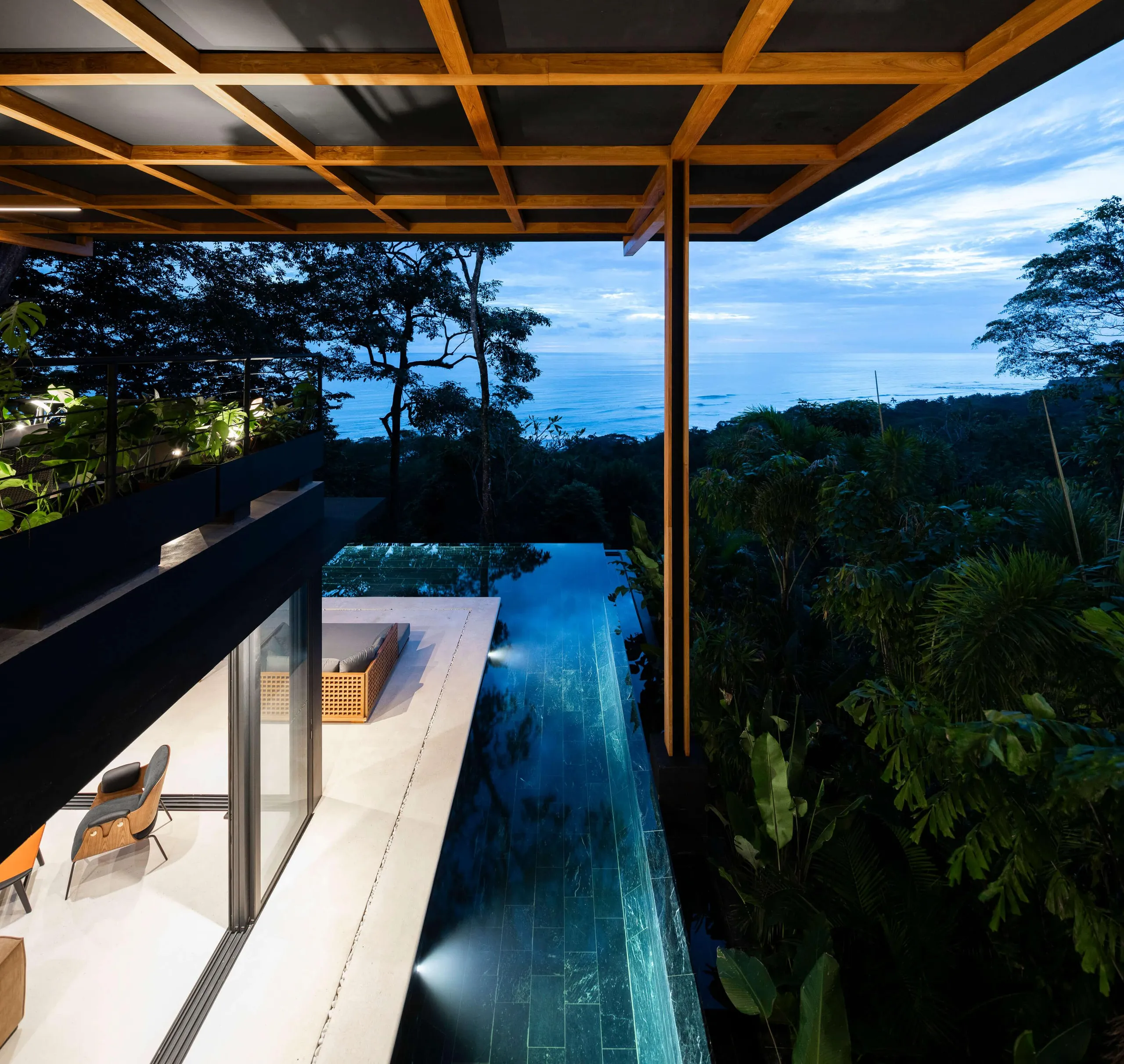 Santa Teresa's Finest Villa with Infinity Pool and Ocean Views — photograph 5