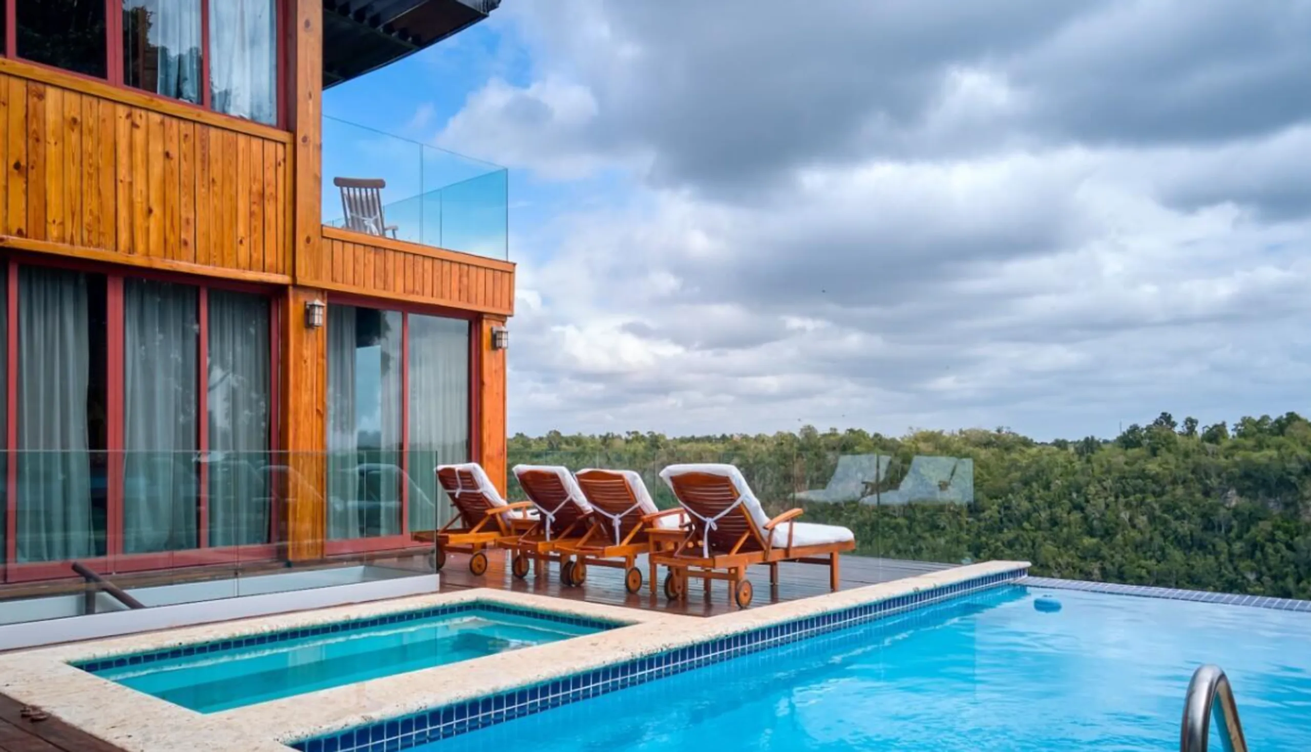 Majestic Villa Atop the Chavon River with Private Pool and Unparalleled Vistas — photograph 2