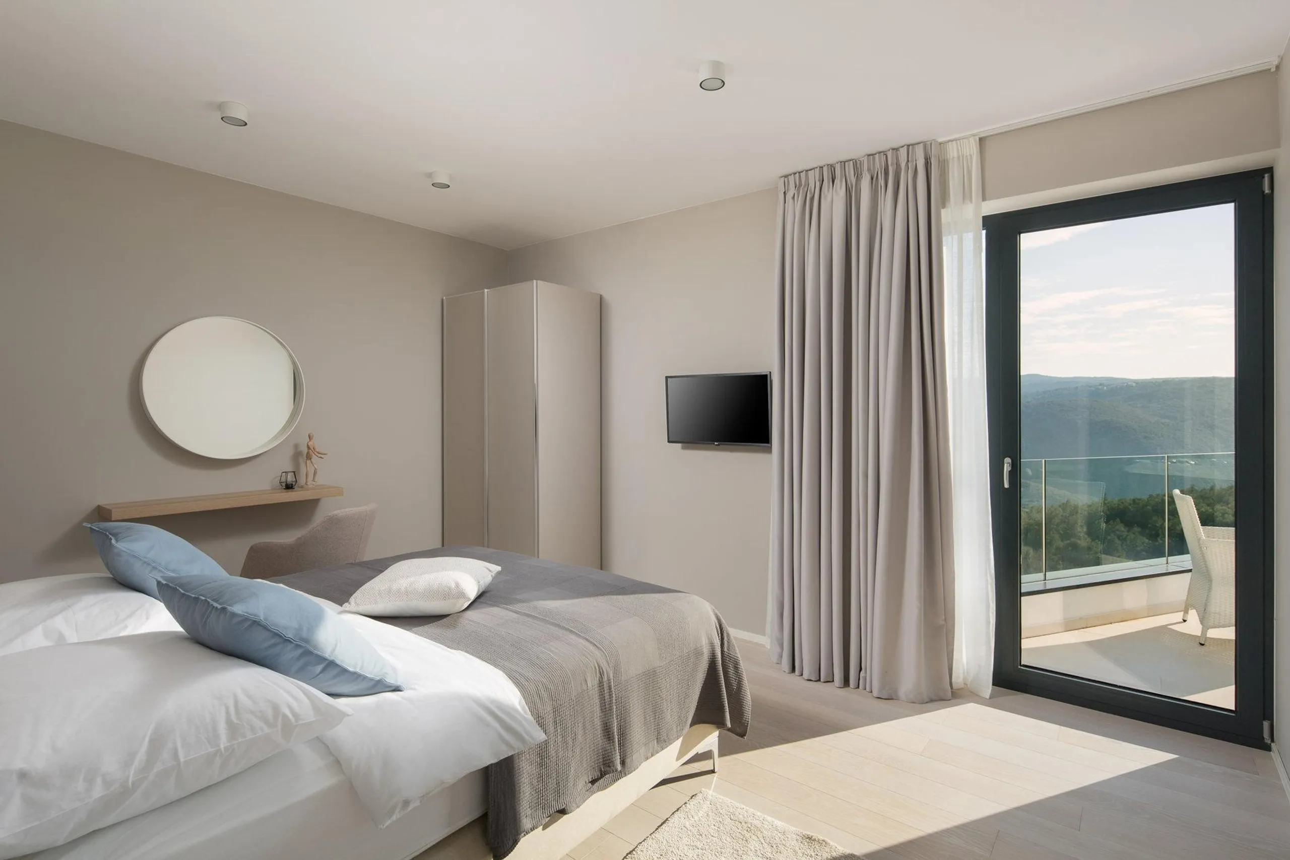 Sumptuous Contemporary Villa Haven with Private Pool, Jacuzzi in Gornji Rabac, Istria — photograph 12