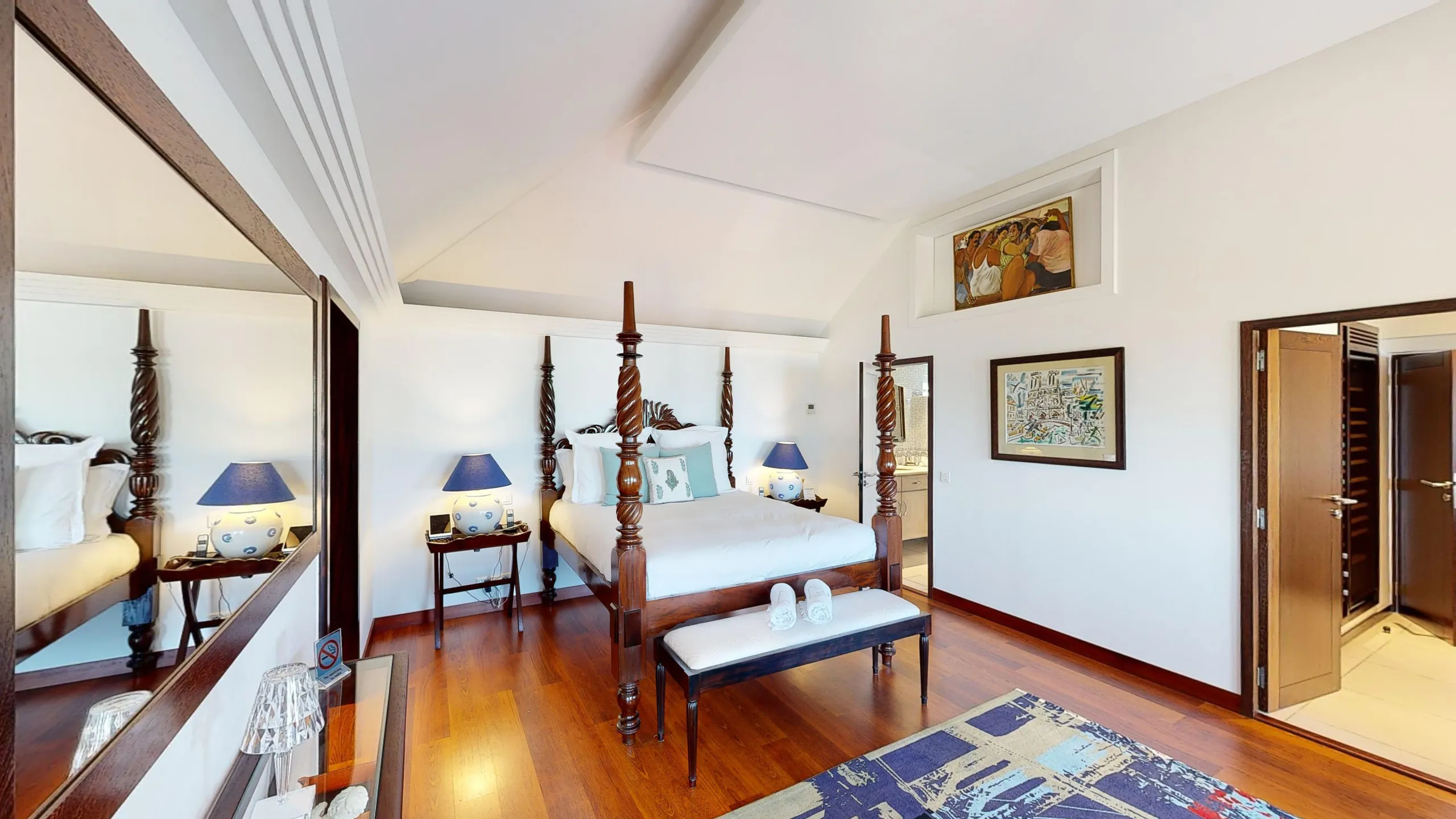 Elegant Seaview Villa with Infinity Pool and Fitness Room — photograph 6