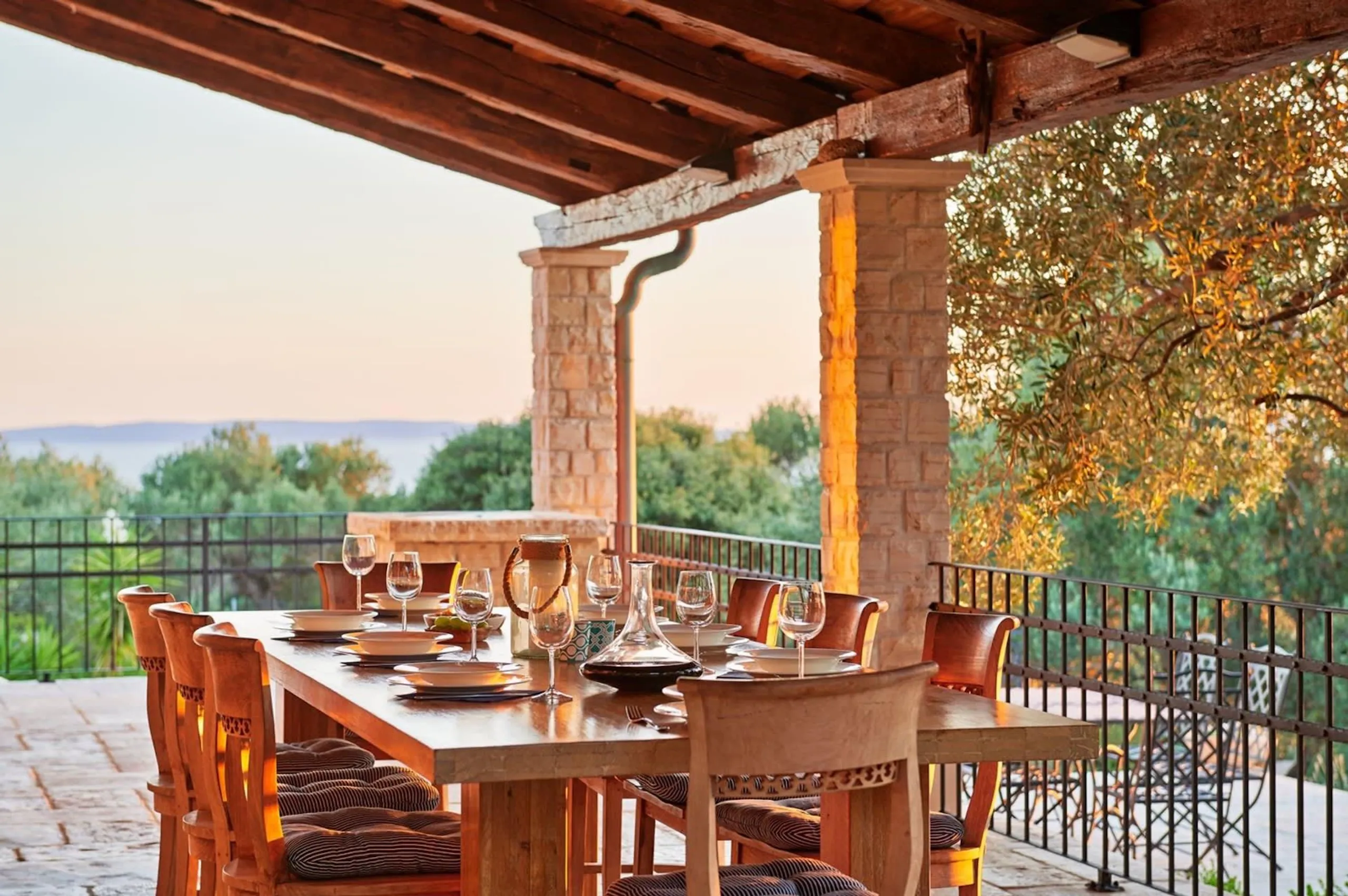 Serene Oceanview Villa with Luxury Pool — photograph 9