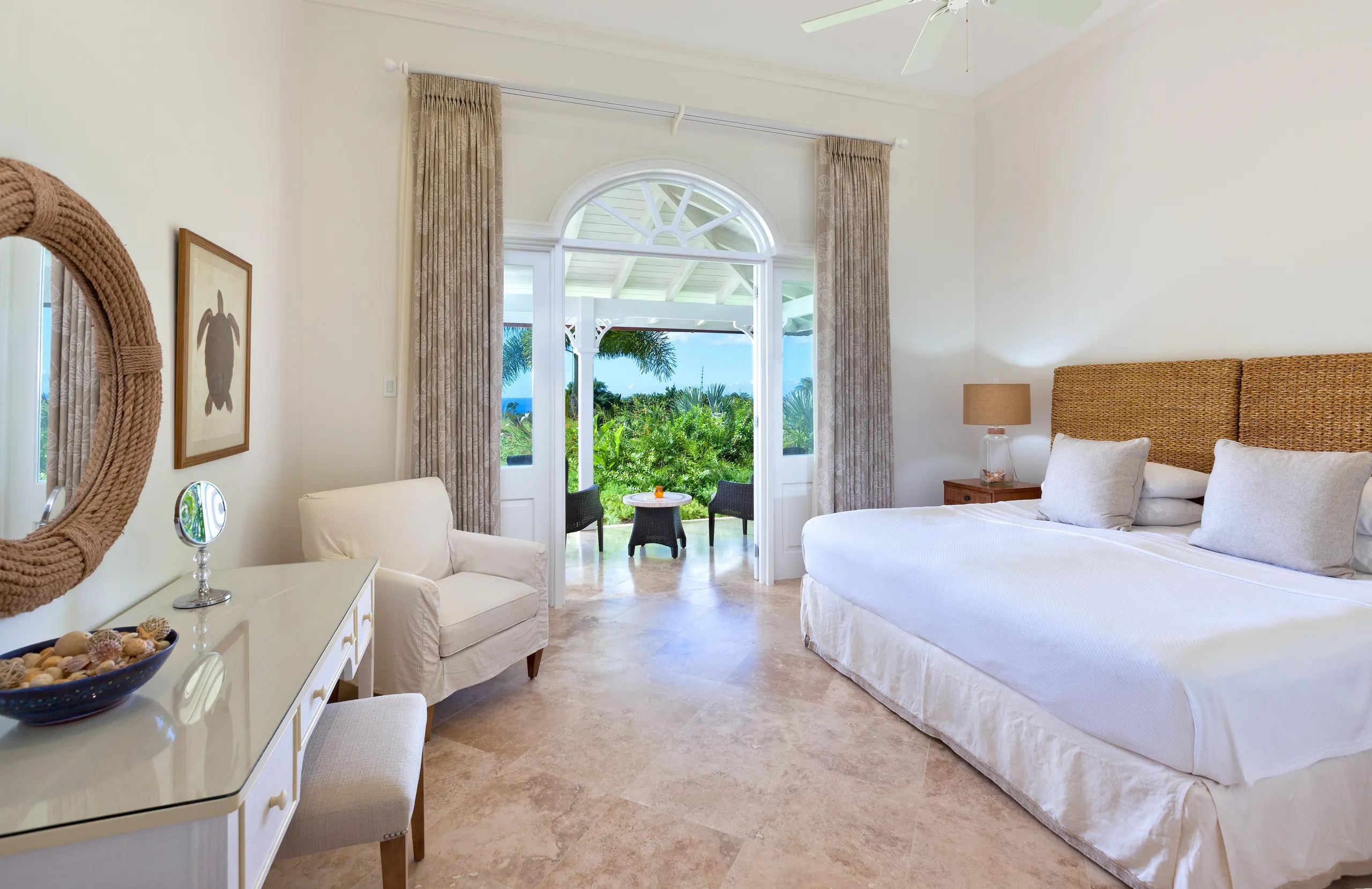 Serene 4 Bedroom Villa with Private Pool Overlooking Royal Westmoreland Golf Course — photograph 8