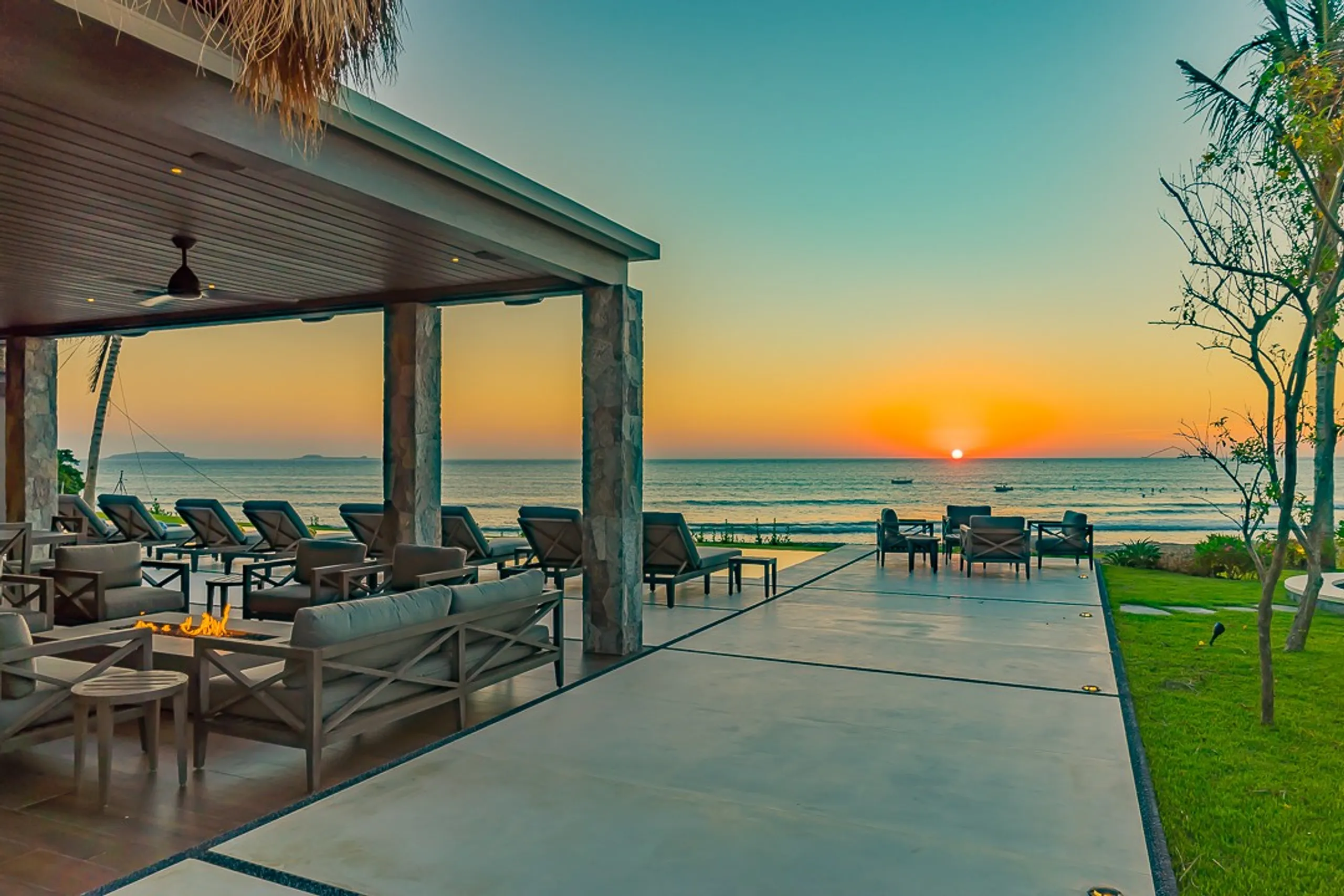 Ornate Punta Mita Villa with 72-Foot Infinity Pool, Playfield and Ocean Views — photograph 8