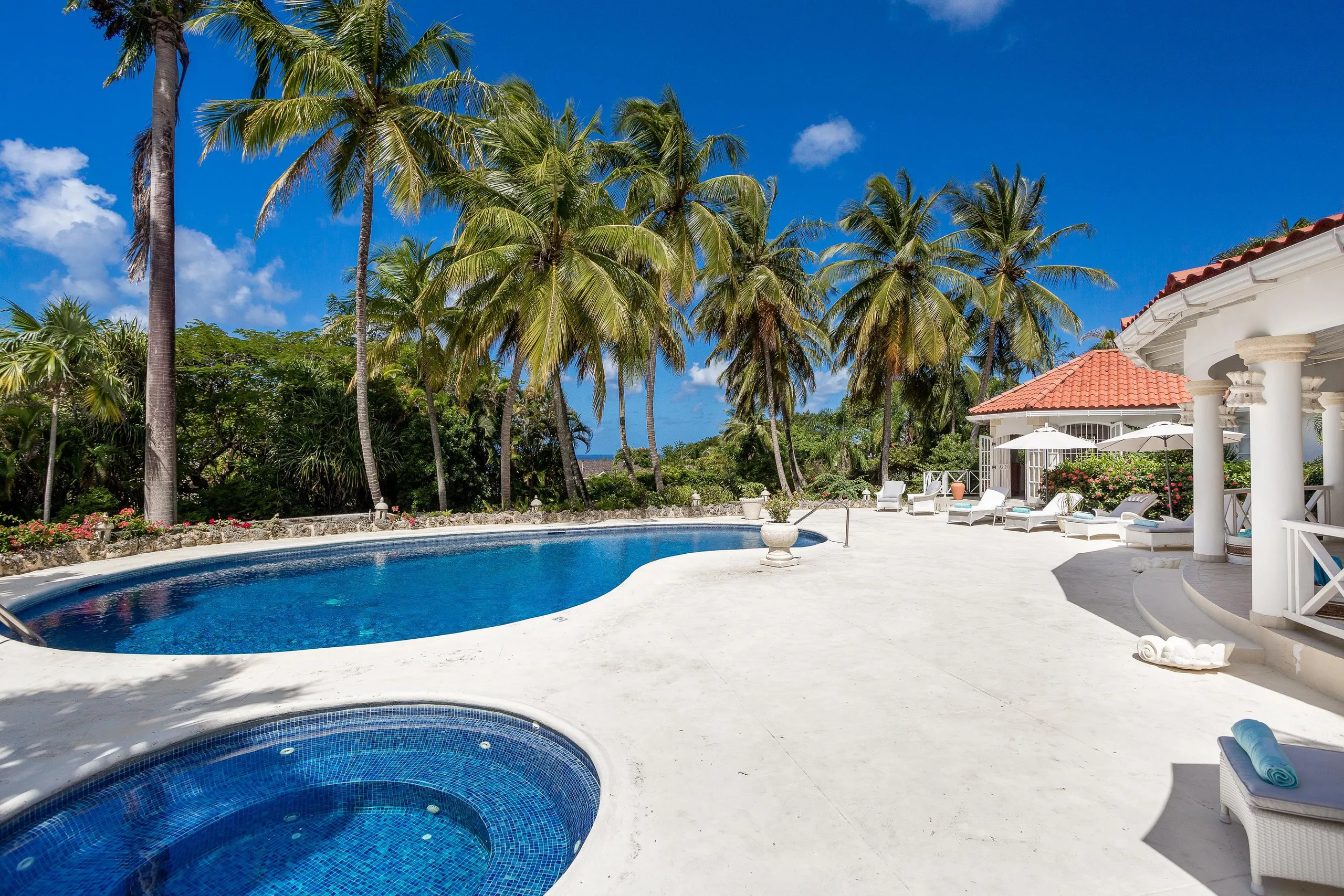 Sandy Lane's Elite Sanctuary Villa with Beach Club and Golf Course Access — photograph 5