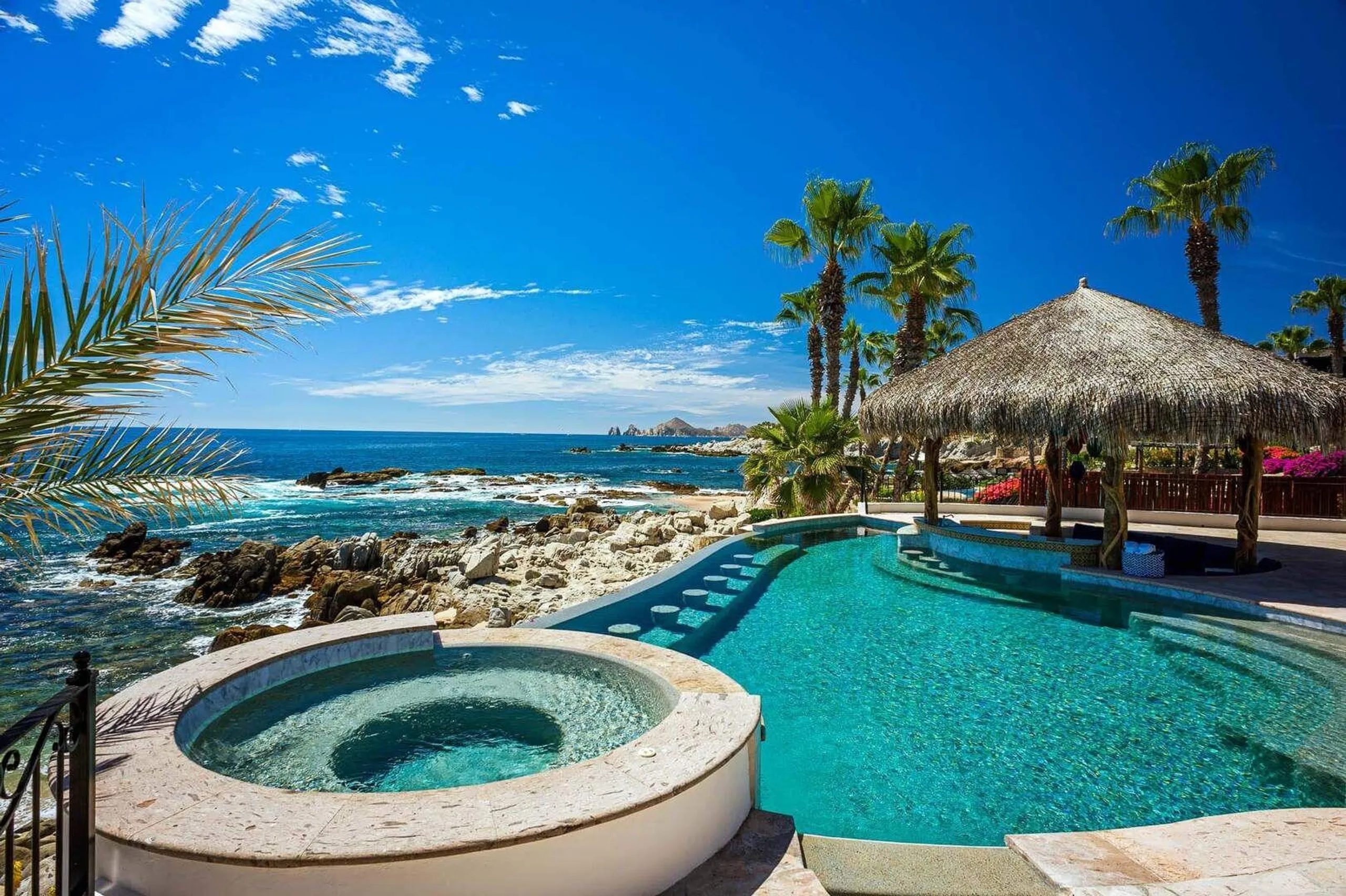 Oceanfront Punta Ballena Luxury Estate with Infinity Pool and Ocean Views — photograph 3