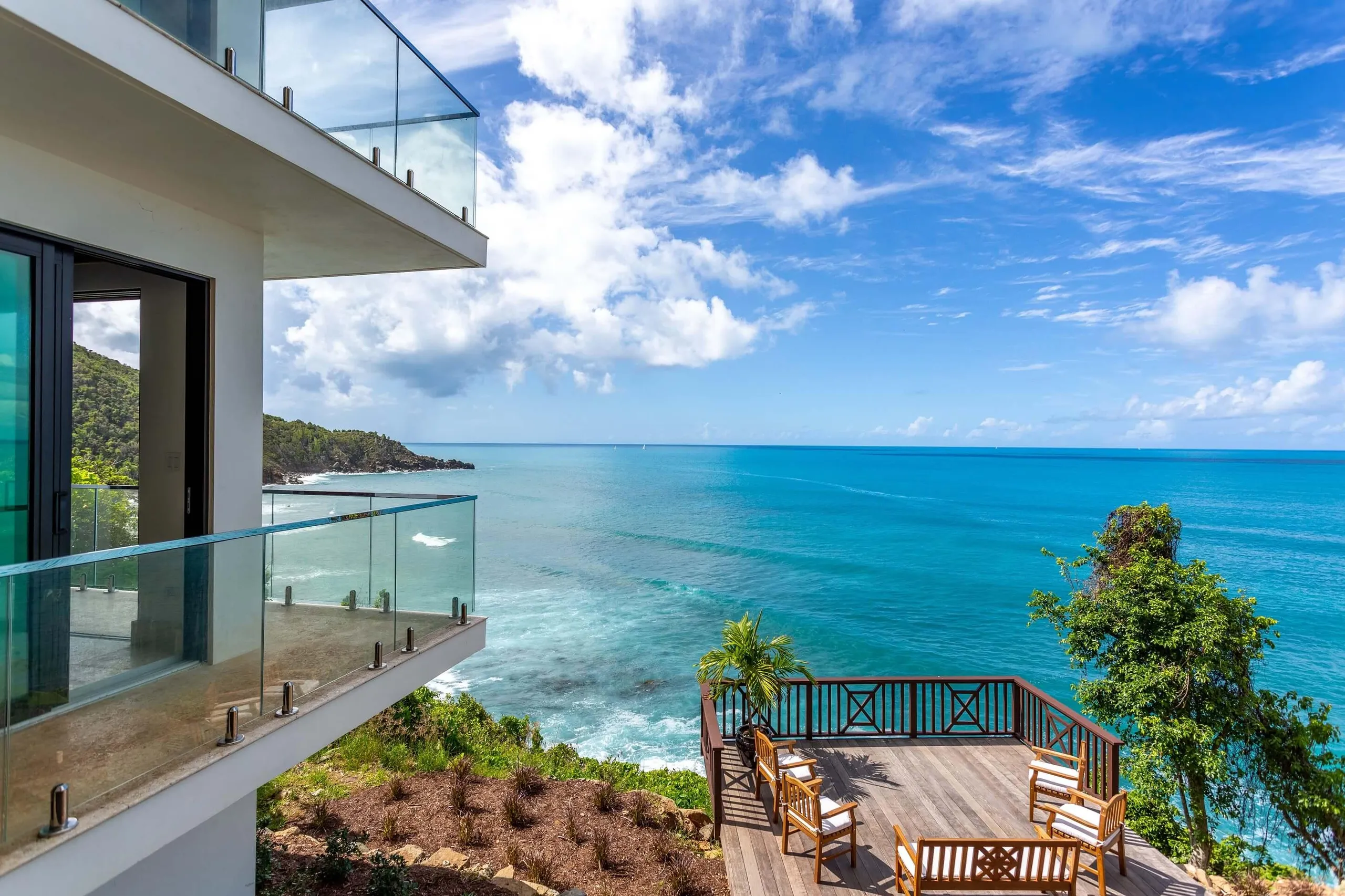 Ocean View Luxury Villa with Infinity Lounge Pool and Stunning Ocean Views, British Virgin Islands