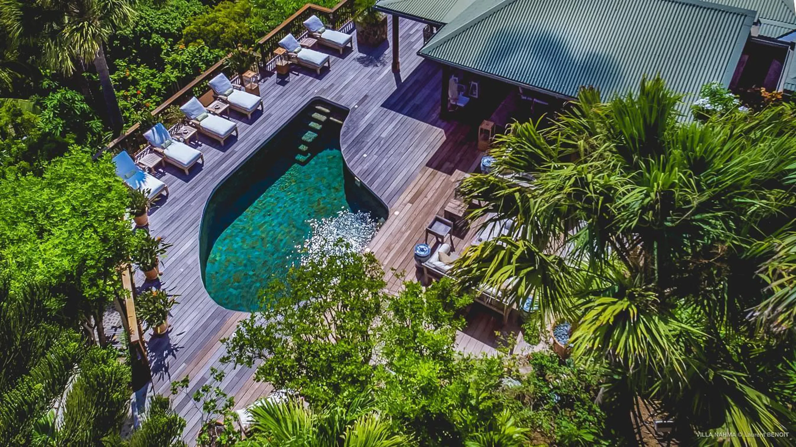Superb Deve Paradise Villa with Private Pool and Ocean Views, Deve