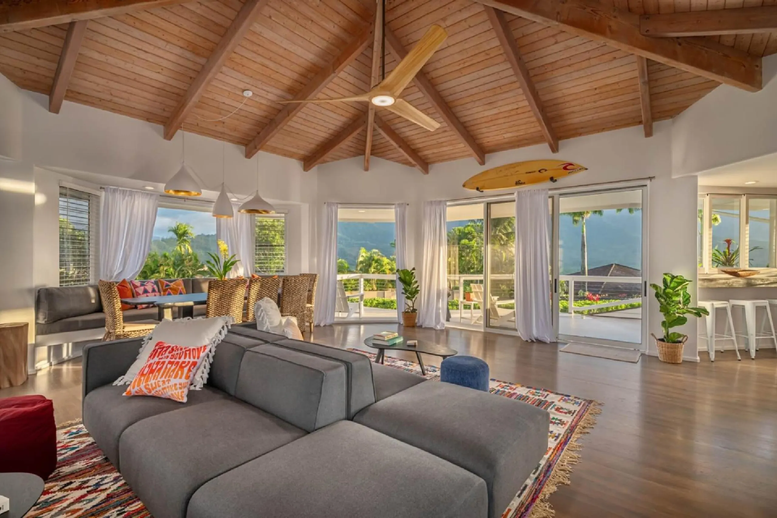 Hanalei Vista Estate Featuring Sweeping Views of the Mountains and Ocean Over Hanalei Bay — photograph 5