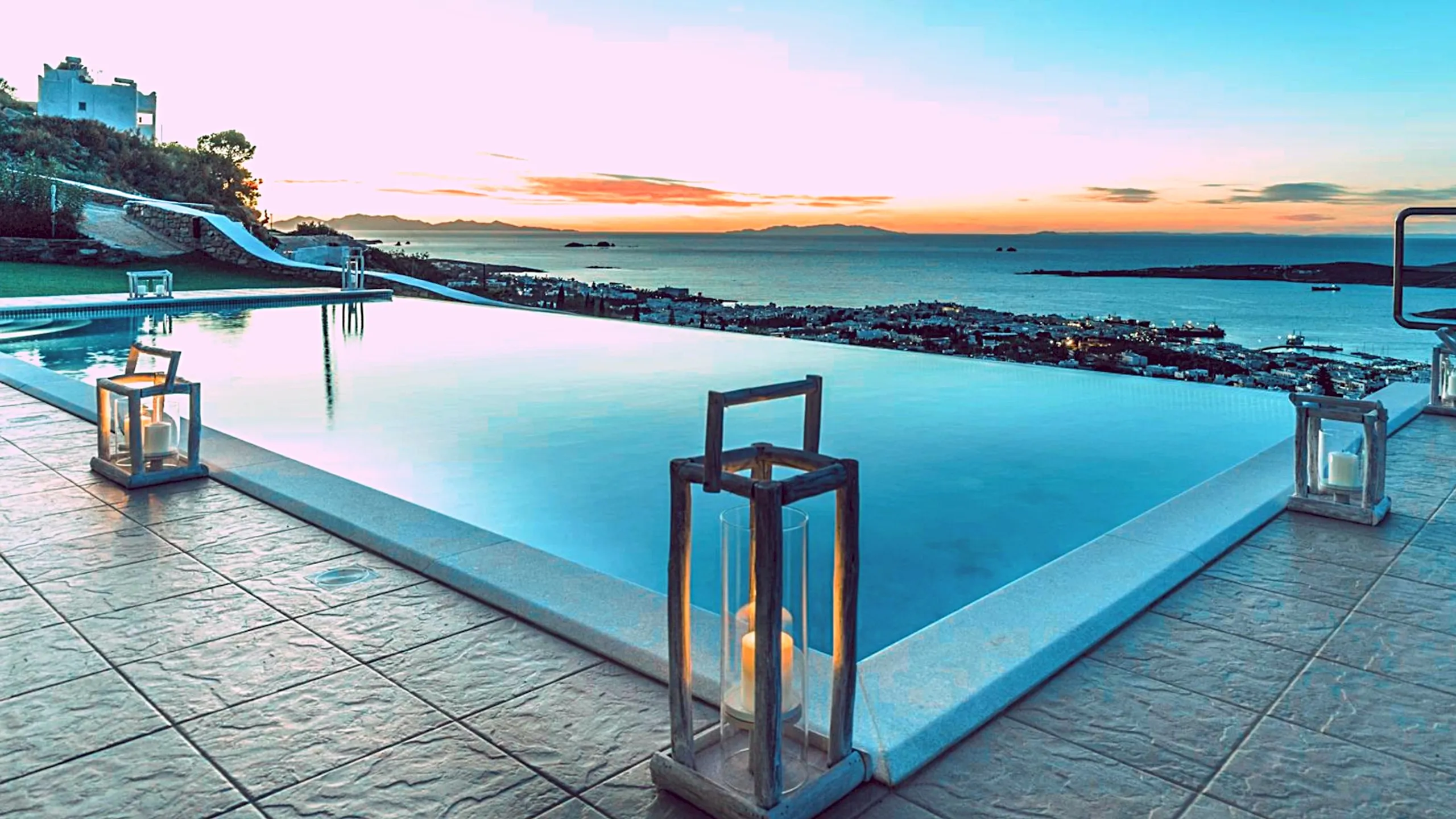 Monaco Luxury Villa with Private Pool & Amazing Views — photograph 6