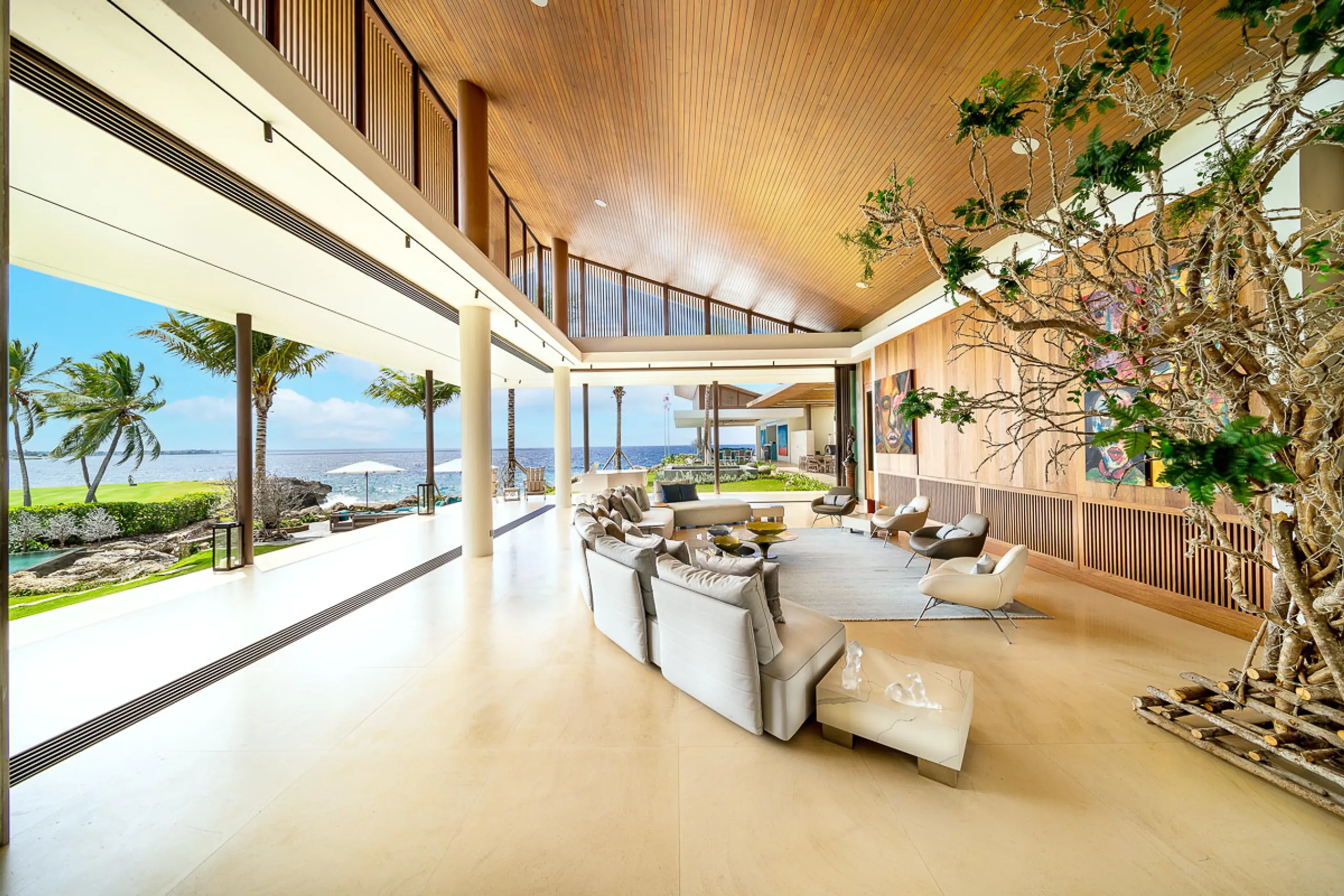 Gorgeous Oceanfront Villa with Private Pool and Stunning Views — photograph 5