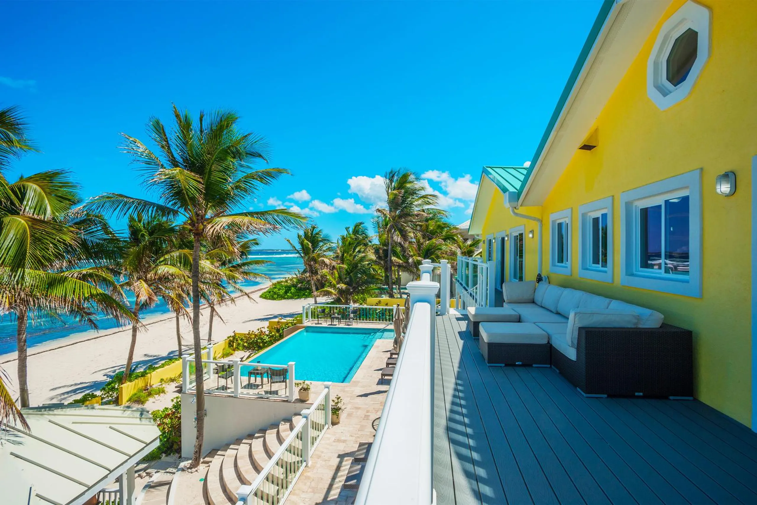 Grand Cayman Reef Villa with Private Pool and Ocean Views — photograph 5