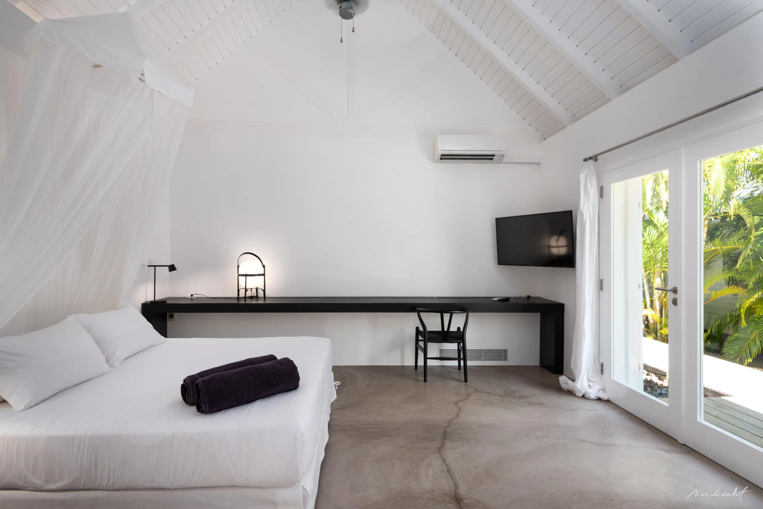 Serene and Beautiful Villa with Private Pool in Paradise — photograph 6