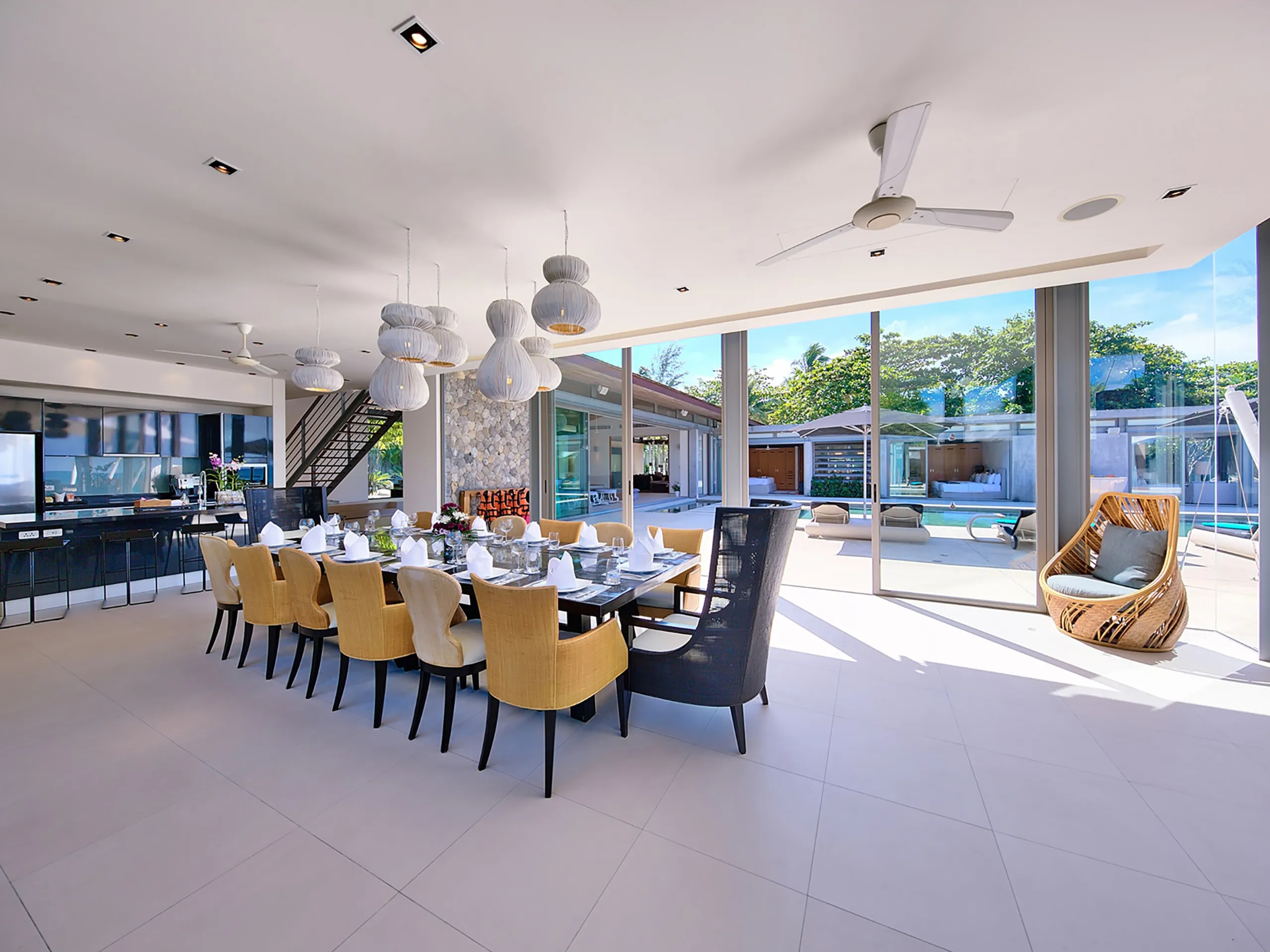 Stunning Seaview Villa with Infinity Pool — photograph 4