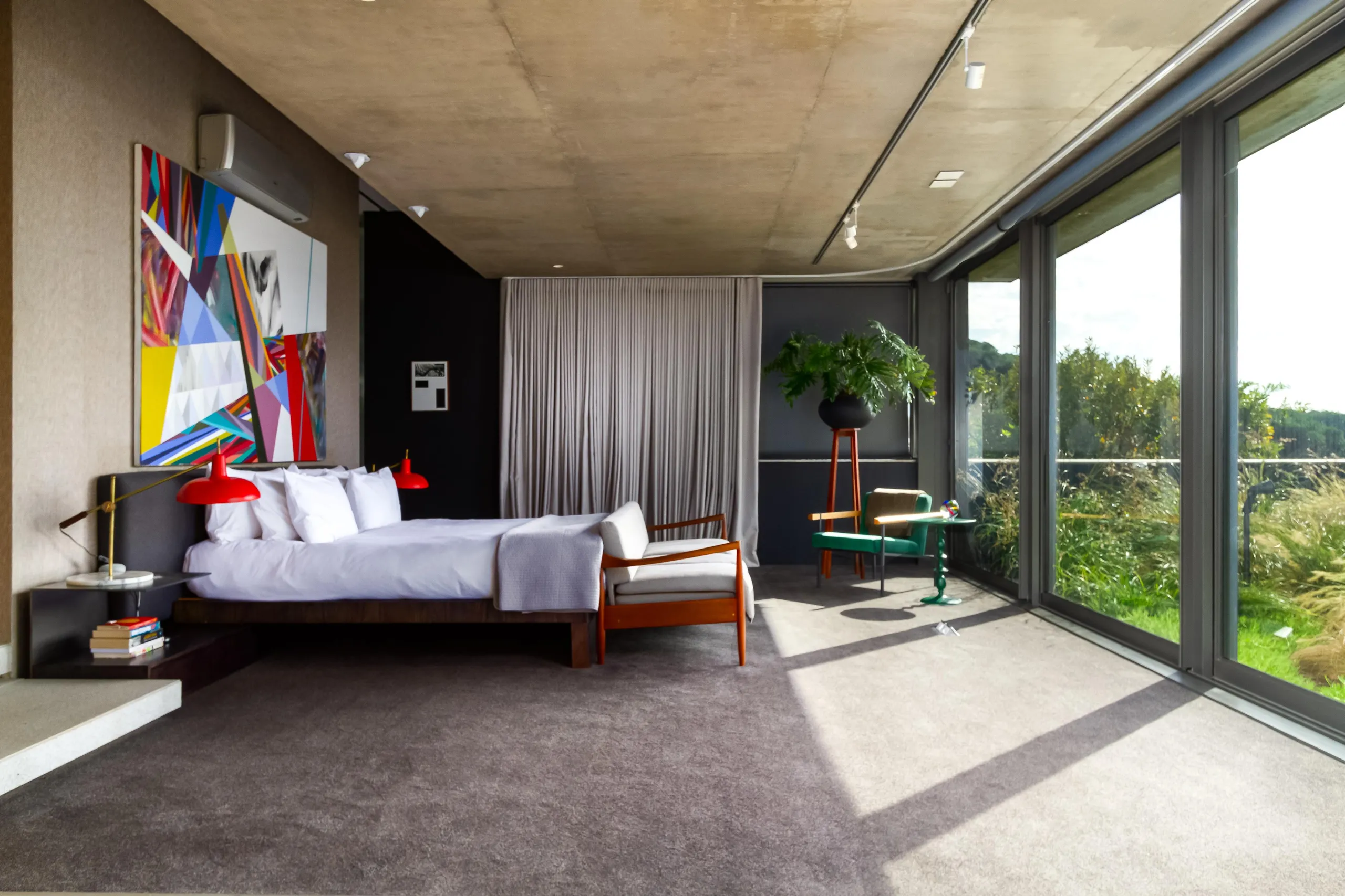 Secluded Luxury Villa with Breathtaking Views — photograph 11
