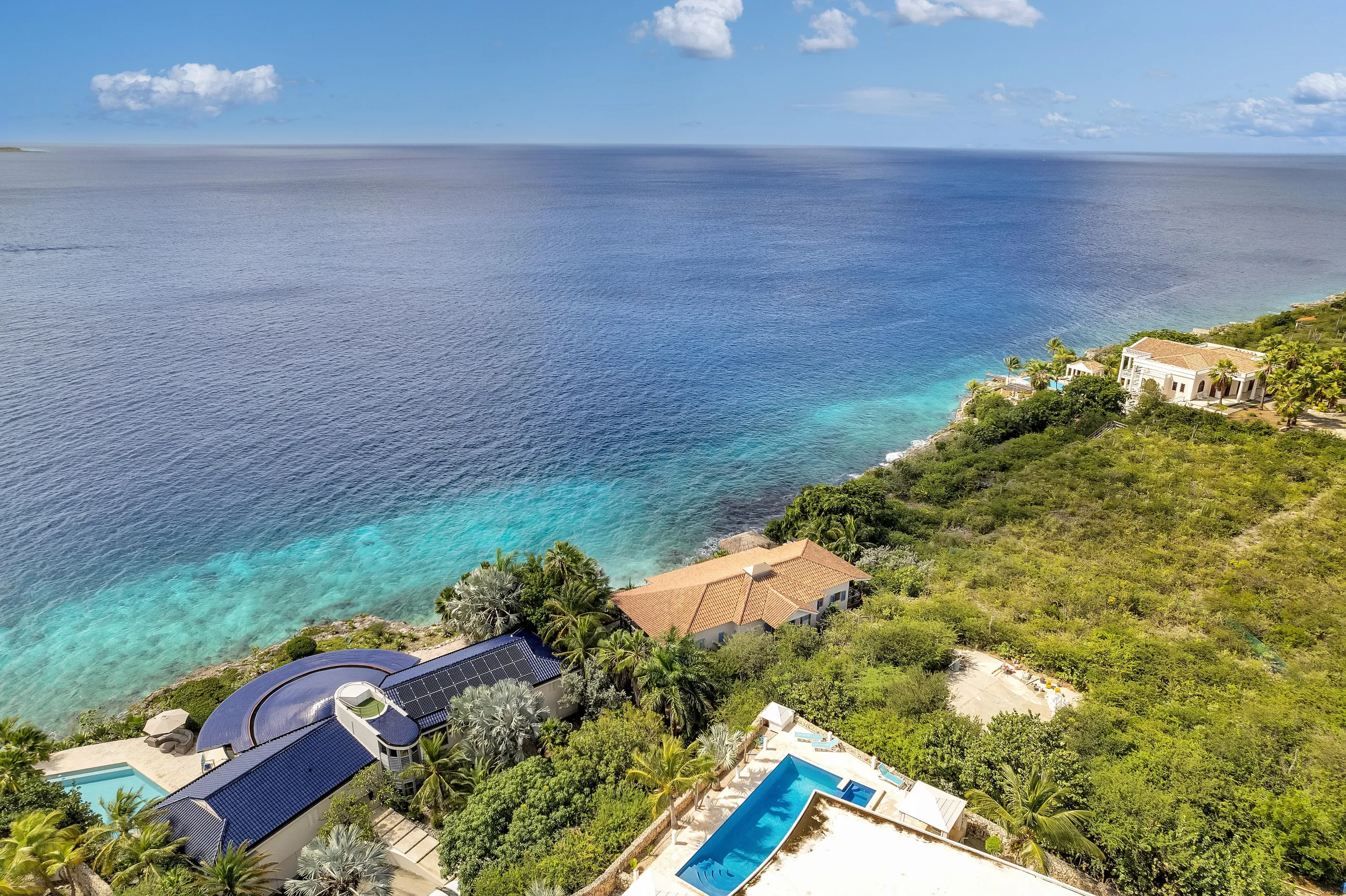 Captivating Oceanfront Villa with Private Pool and Stunning Views in Bonaire — photograph 7