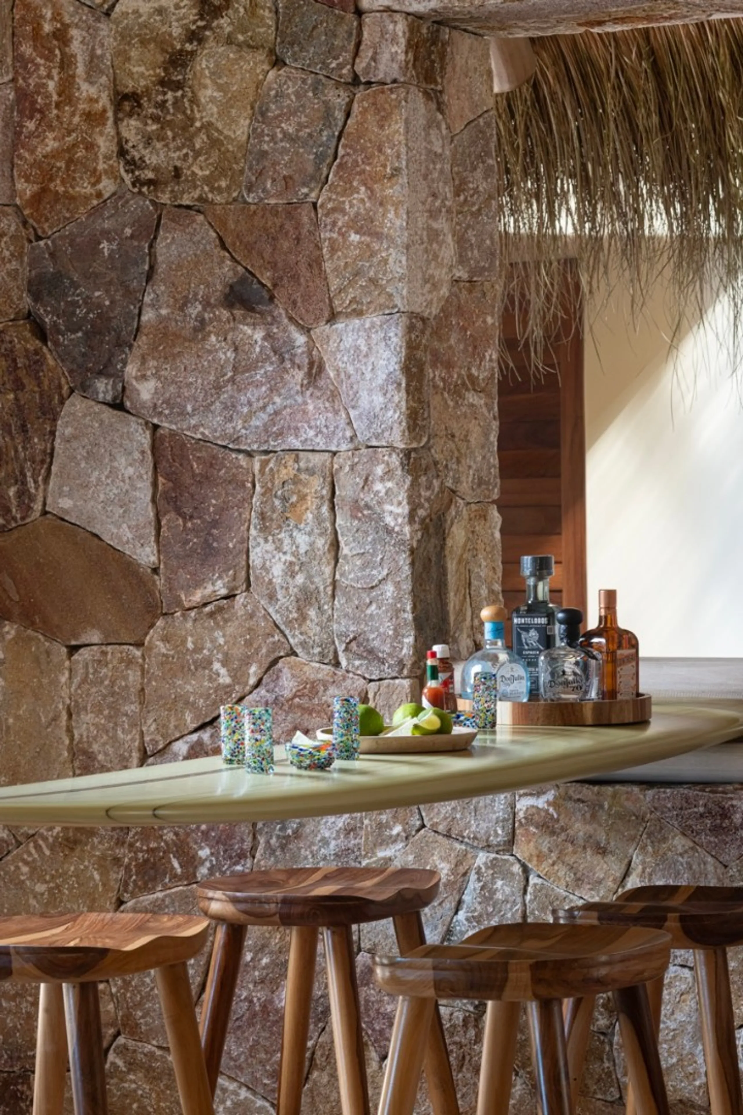 Beachfront Ranchos Estates Villa with 3-Tier Infinity Pool and Direct Beach Access — photograph 12