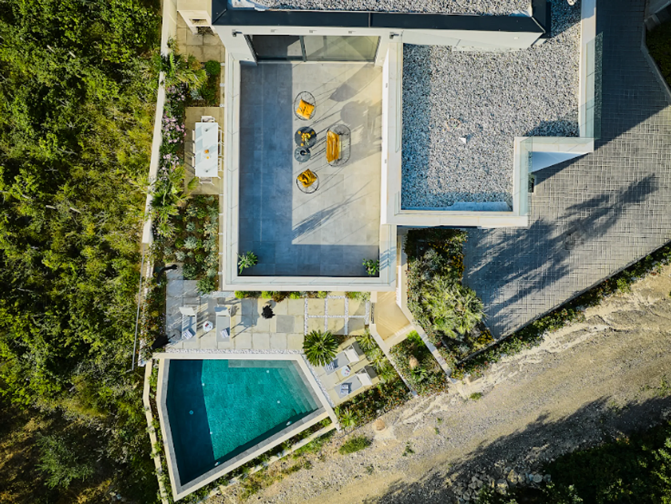 Exquisite Luxury Villa with Mountain View, and Ocean Overlook — photograph 6