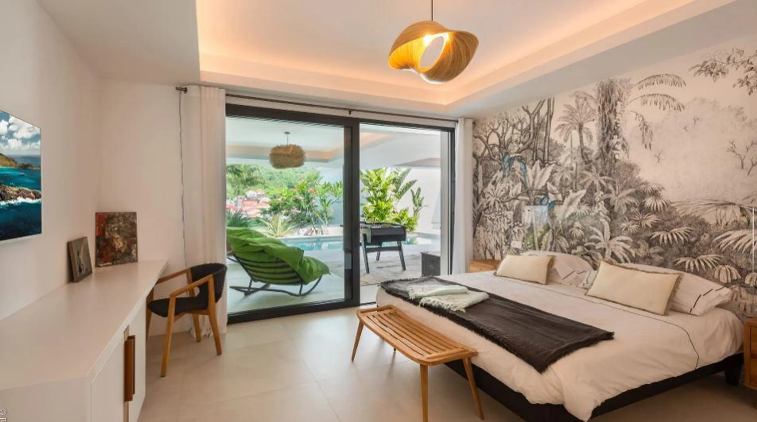 Harborview Serenity: Luxurious Downtown Villa in Gustavia, St Barths — photograph 9