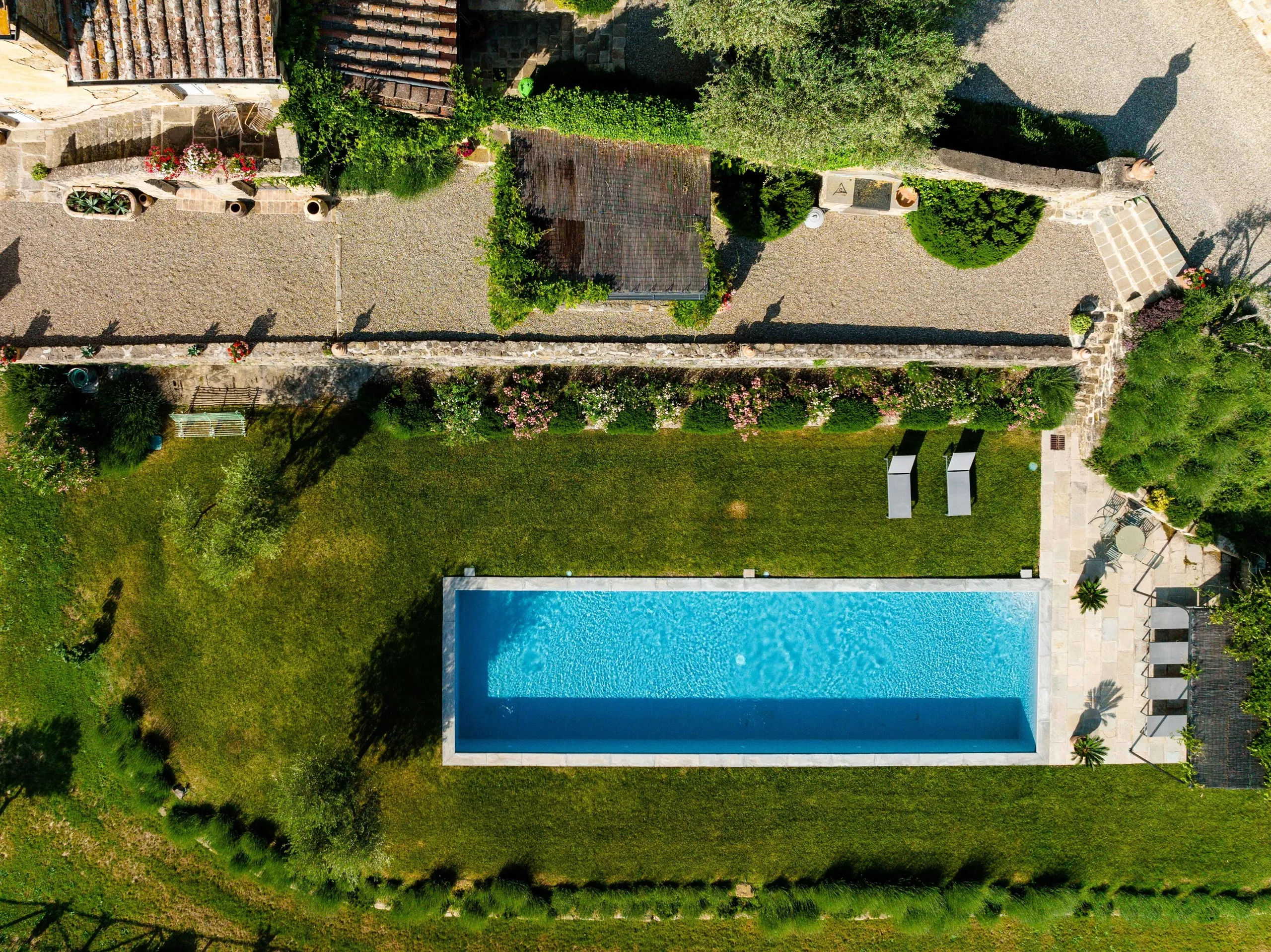 Resplendent Luxury Estate in Cortona with Private Pool and Dining Al-Fresco — photograph 5