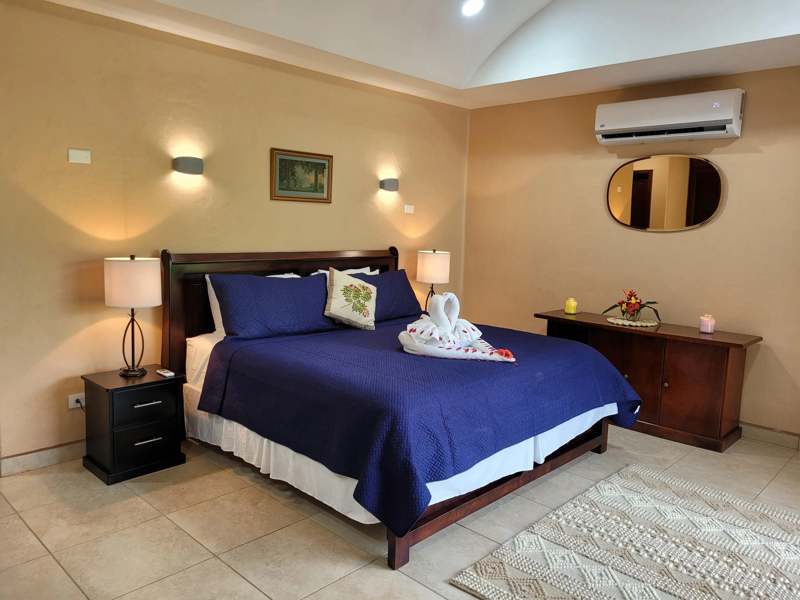 Los Delfines Beachfront Villa with Private Pool and Beach Access — photograph 8