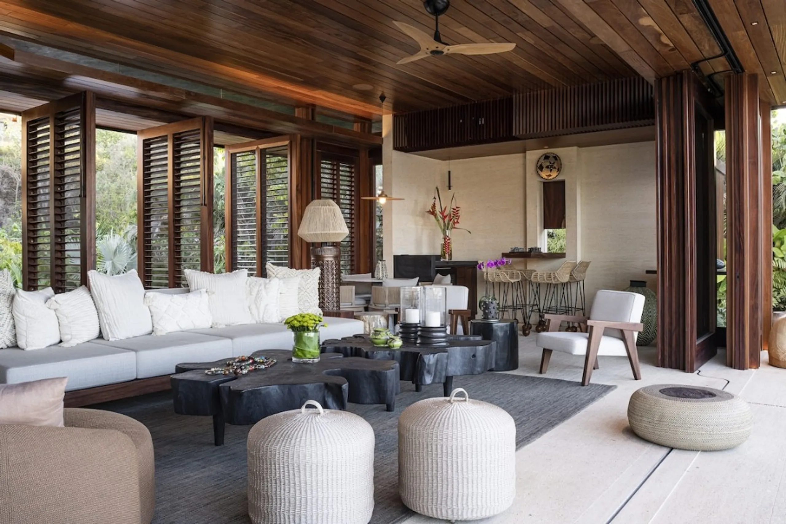 Timeless Punta Mita Villa by Manolo Mestre with Infinity Pool & Panoramic Vistas — photograph 8