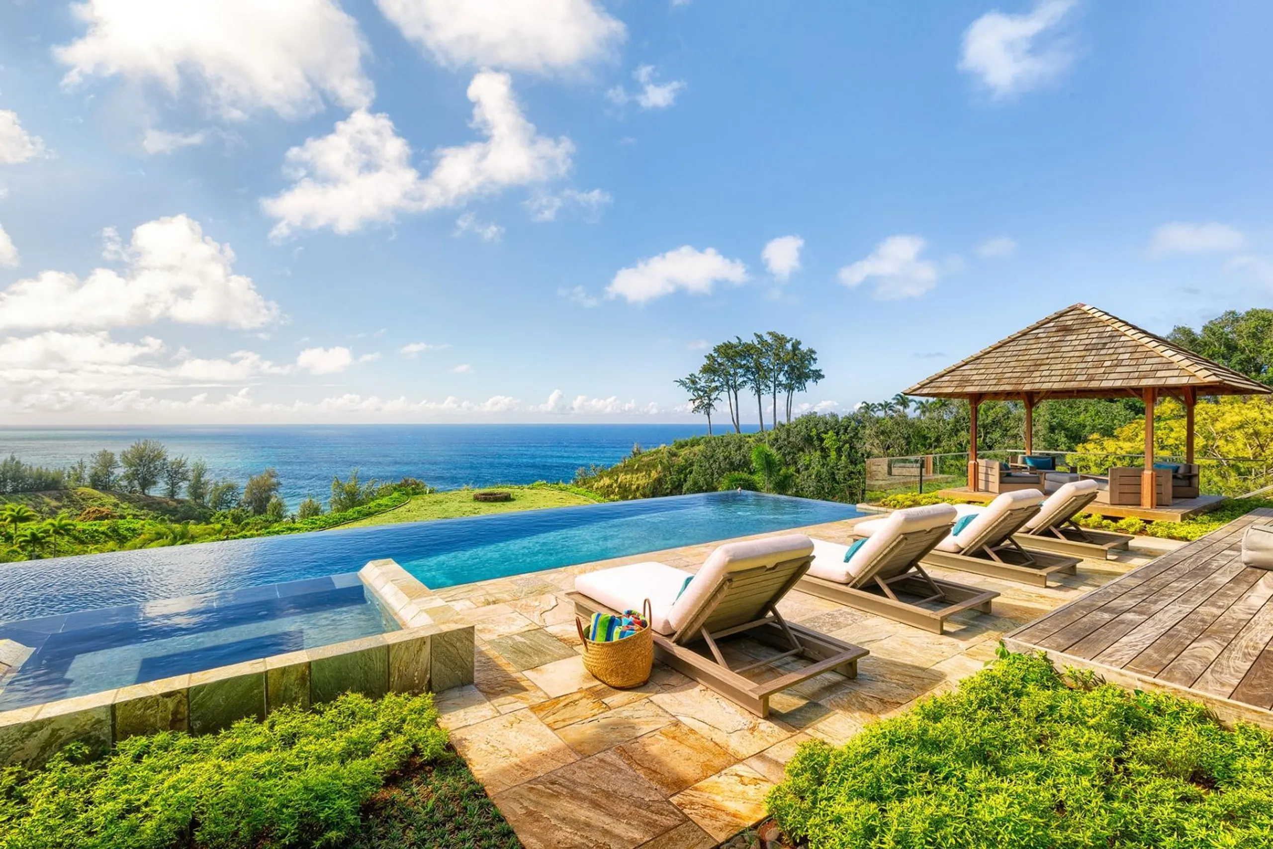Azure Cliffs Sanctuary Estate with Ocean View Infinity Pool, Kauai