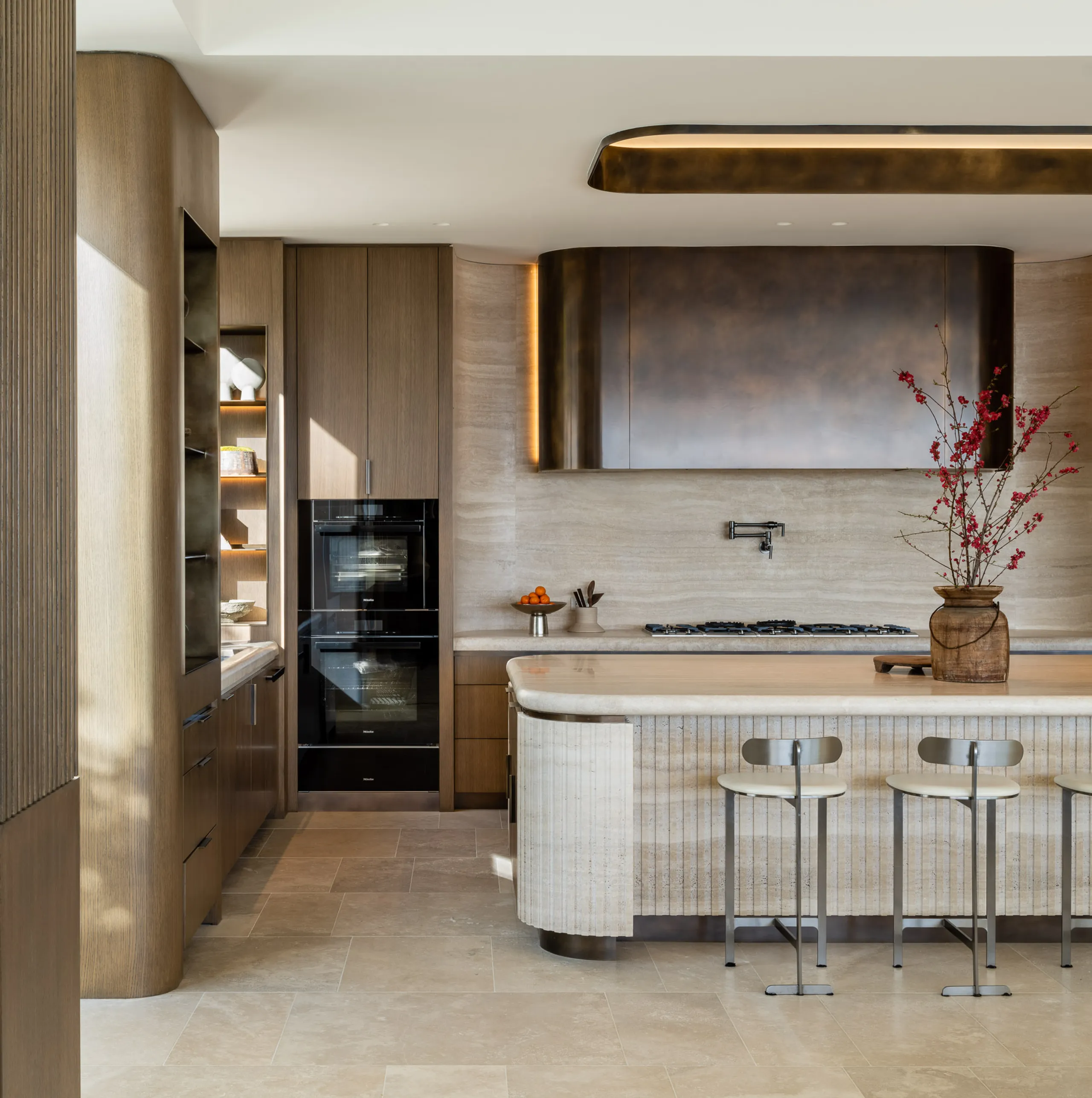 Serenity Designer Residence by Dieter Vander Velpen with Pool, Jacuzzi & City-to-Ocean Vistas — photograph 9