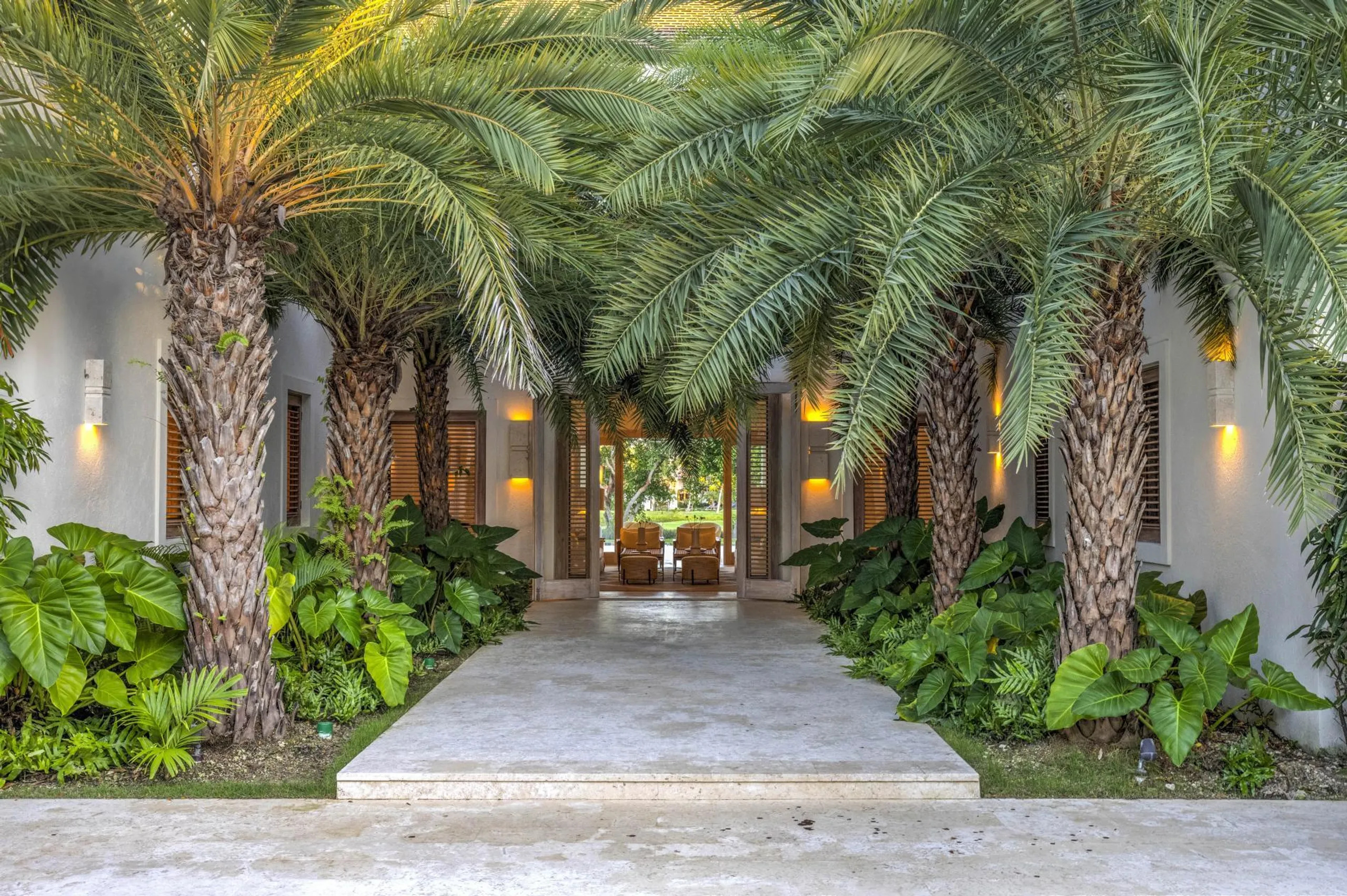 Tranquil Six Bedroom Villa with Private Pool, and Scenic Golf Course Surroundings — photograph 10